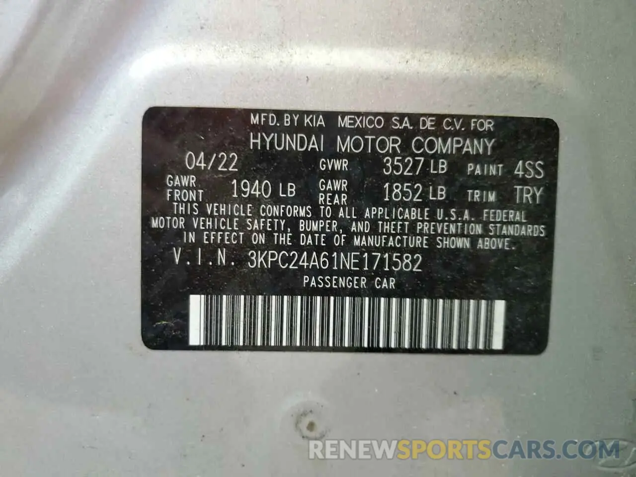 12 Photograph of a damaged car 3KPC24A61NE171582 HYUNDAI ACCENT 2022