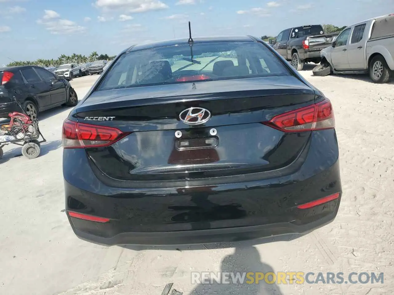 6 Photograph of a damaged car 3KPC24A61NE182565 HYUNDAI ACCENT 2022