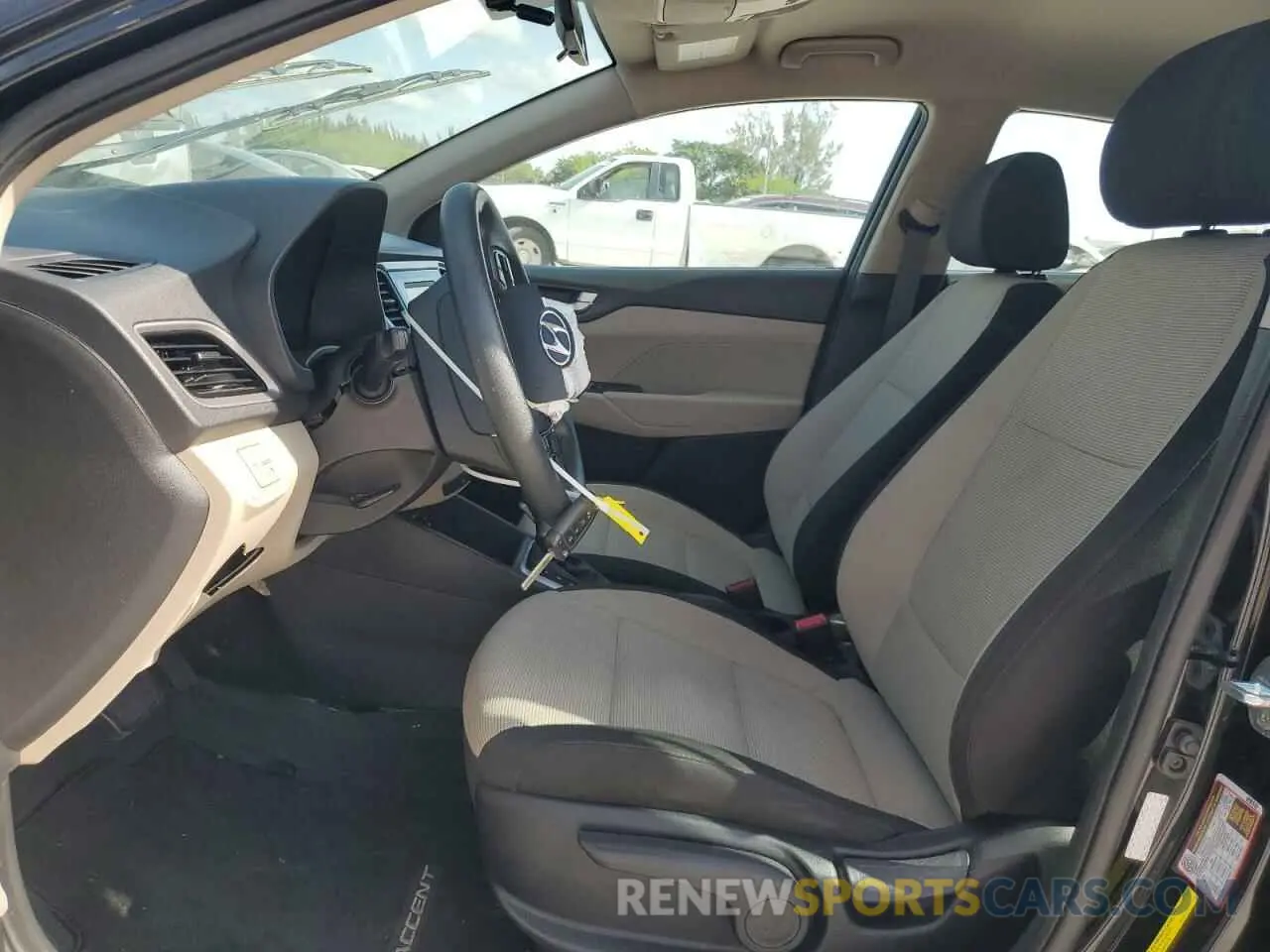 7 Photograph of a damaged car 3KPC24A61NE182565 HYUNDAI ACCENT 2022