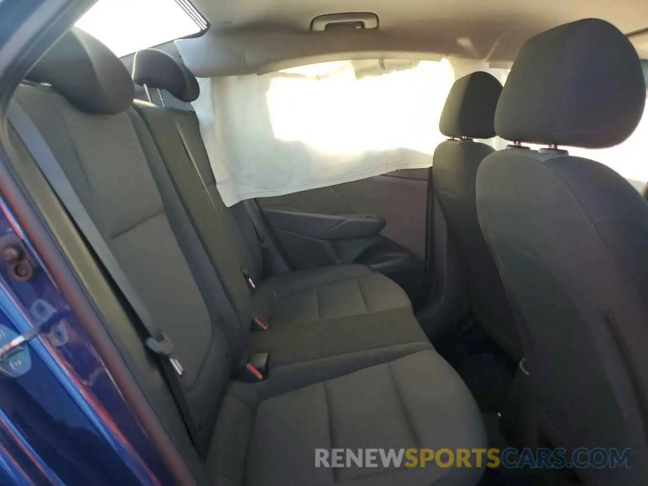 10 Photograph of a damaged car 3KPC24A61NE183277 HYUNDAI ACCENT 2022