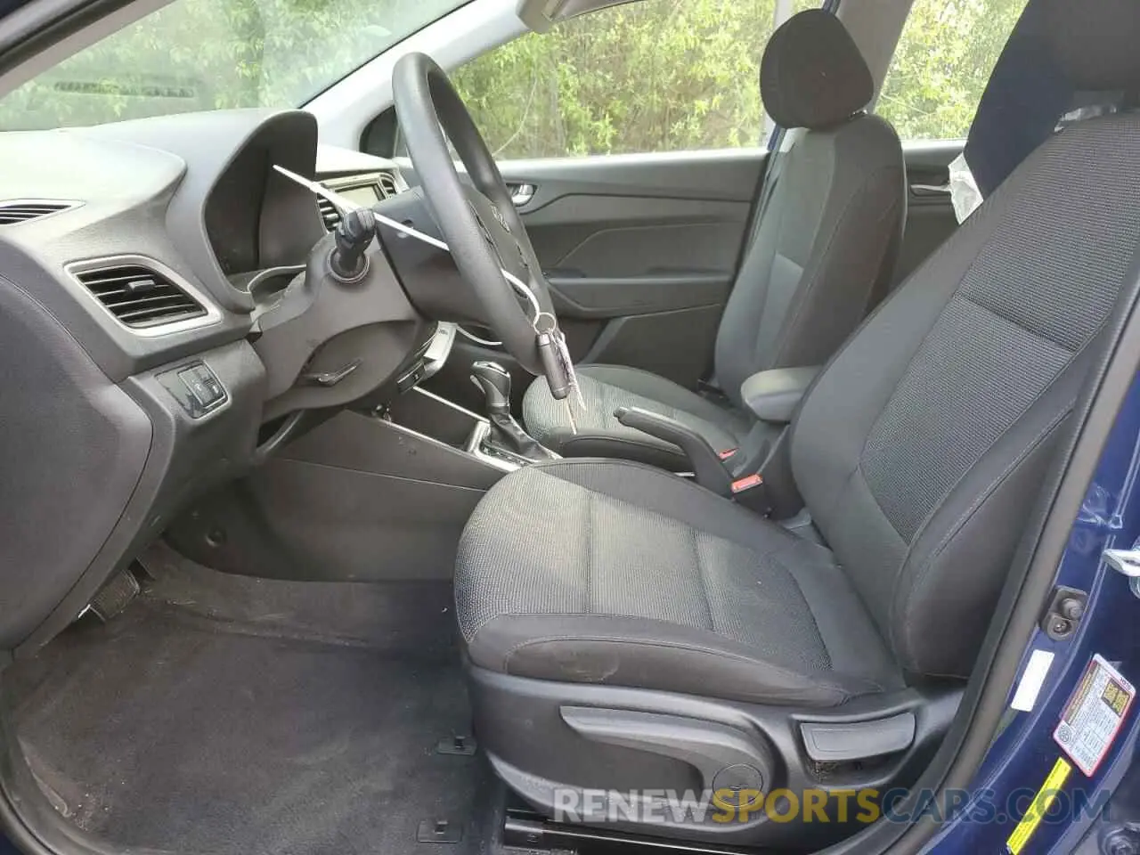 7 Photograph of a damaged car 3KPC24A62NE156654 HYUNDAI ACCENT 2022