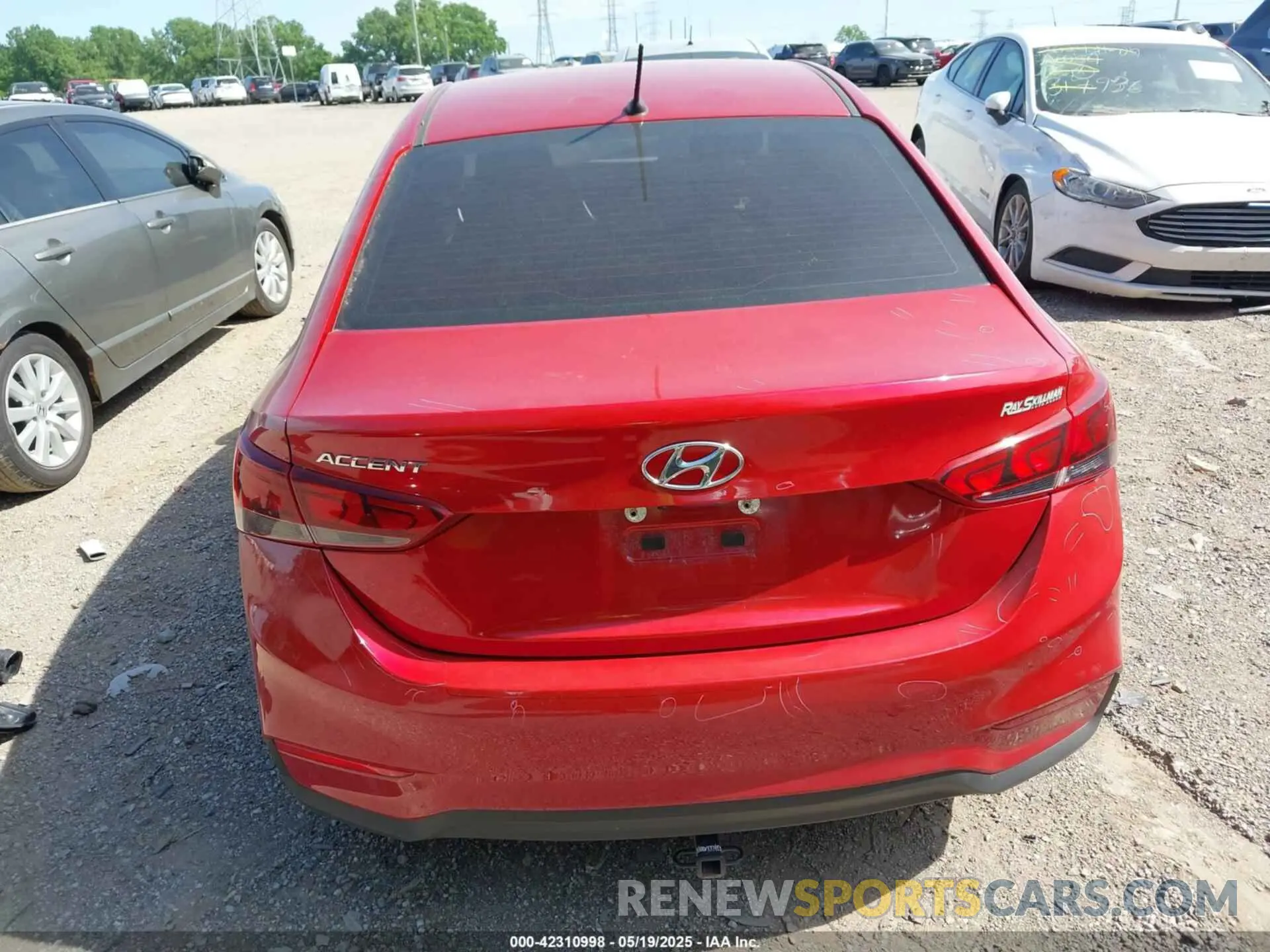 16 Photograph of a damaged car 3KPC24A62NE160929 HYUNDAI ACCENT 2022