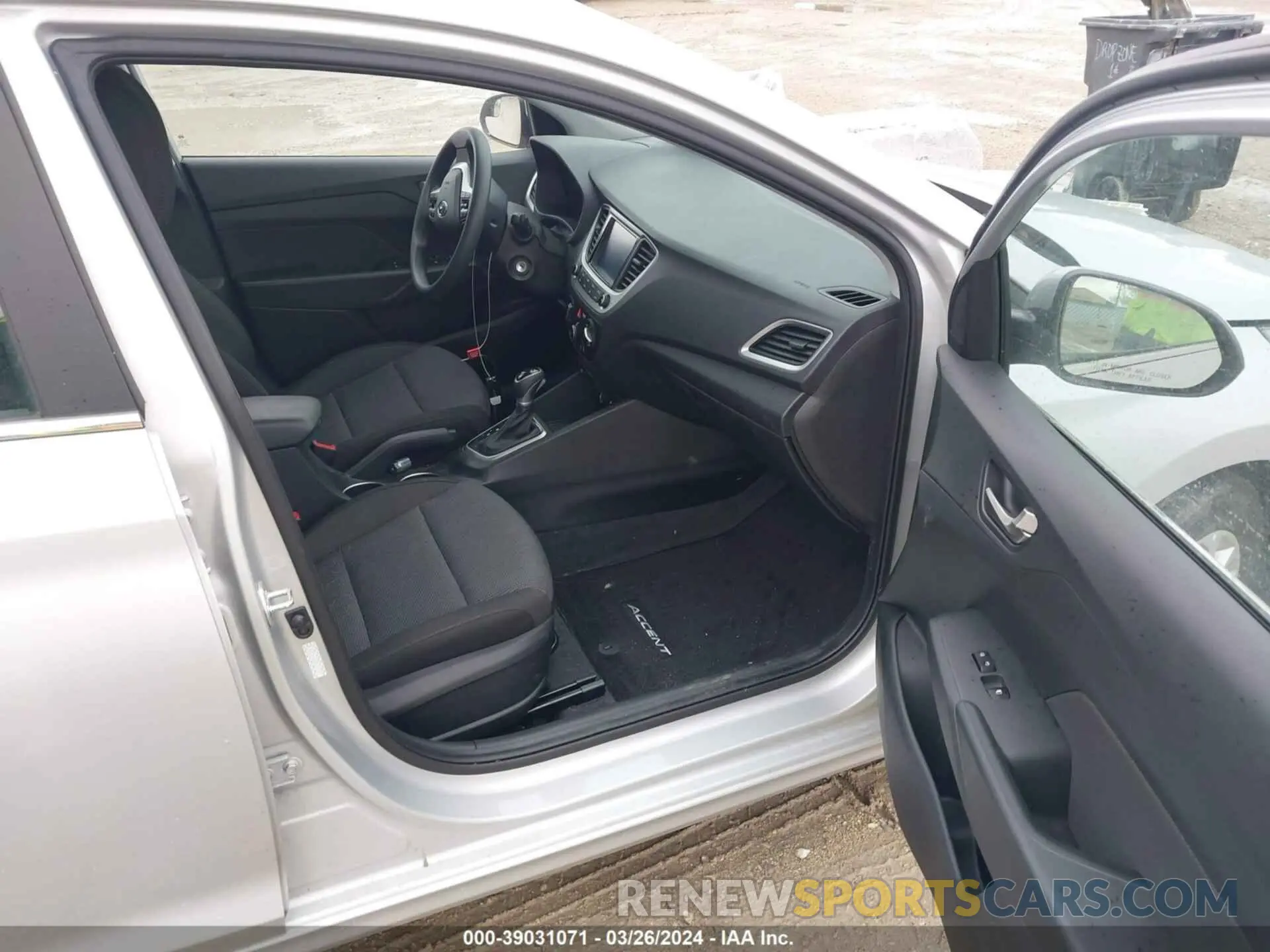 5 Photograph of a damaged car 3KPC24A62NE173633 HYUNDAI ACCENT 2022