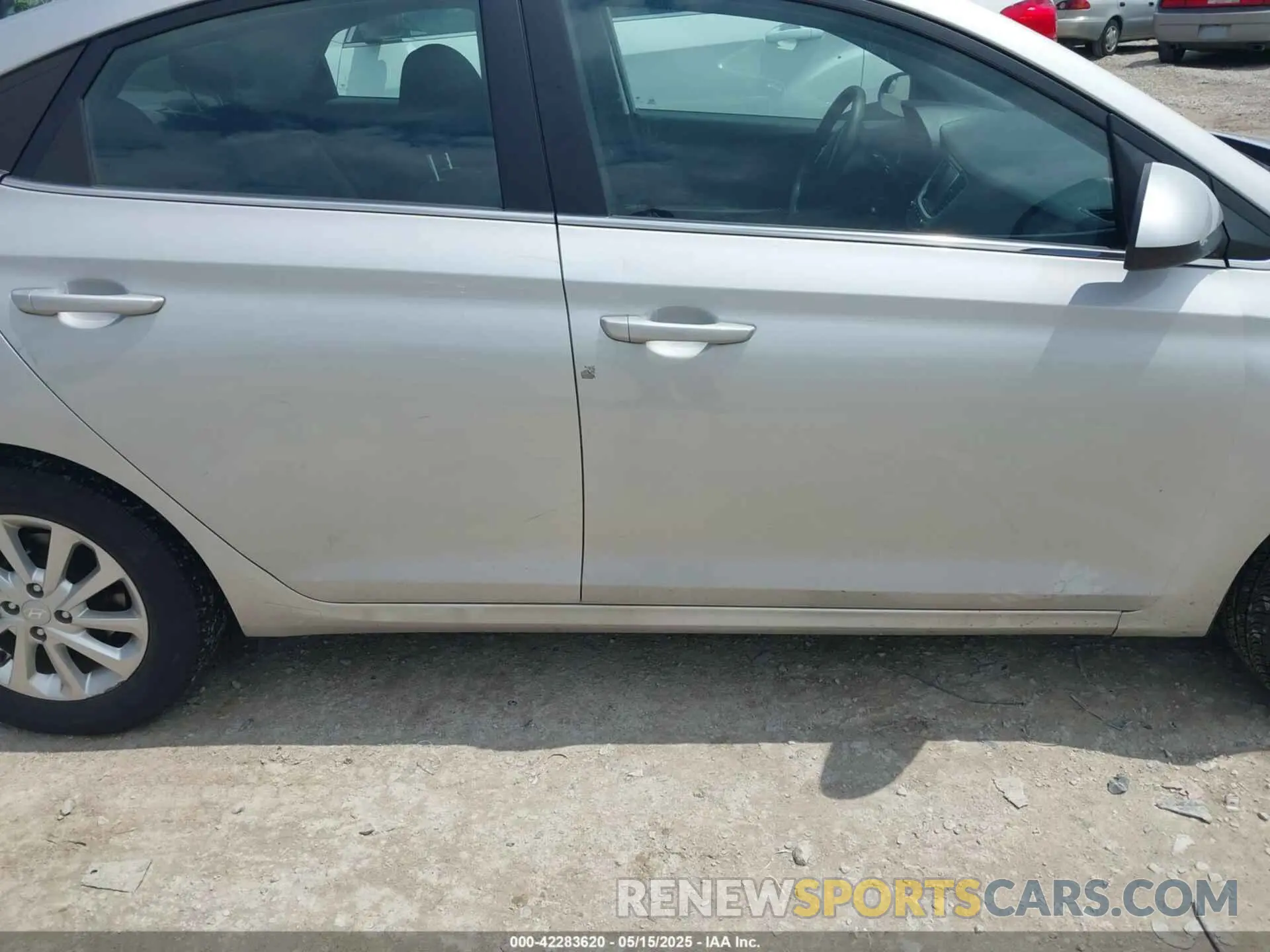 13 Photograph of a damaged car 3KPC24A62NE189802 HYUNDAI ACCENT 2022