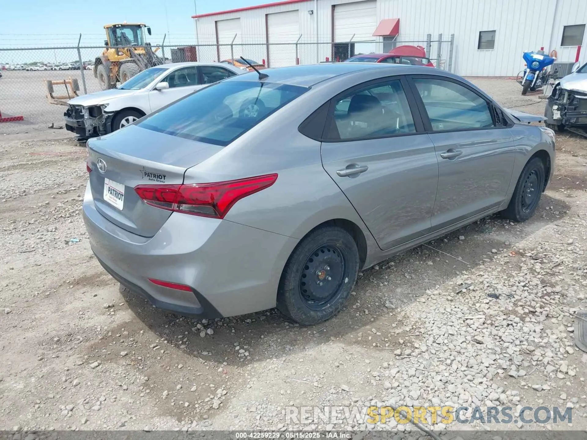 4 Photograph of a damaged car 3KPC24A63NE155481 HYUNDAI ACCENT 2022