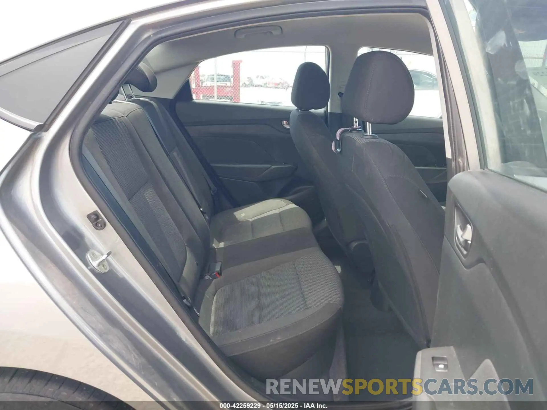 8 Photograph of a damaged car 3KPC24A63NE155481 HYUNDAI ACCENT 2022