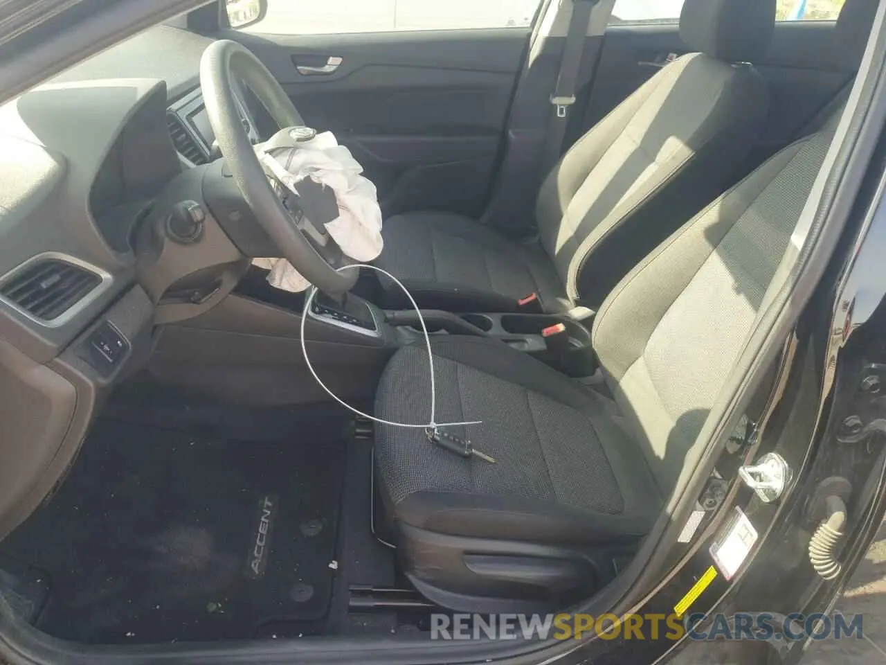 7 Photograph of a damaged car 3KPC24A63NE172863 HYUNDAI ACCENT 2022
