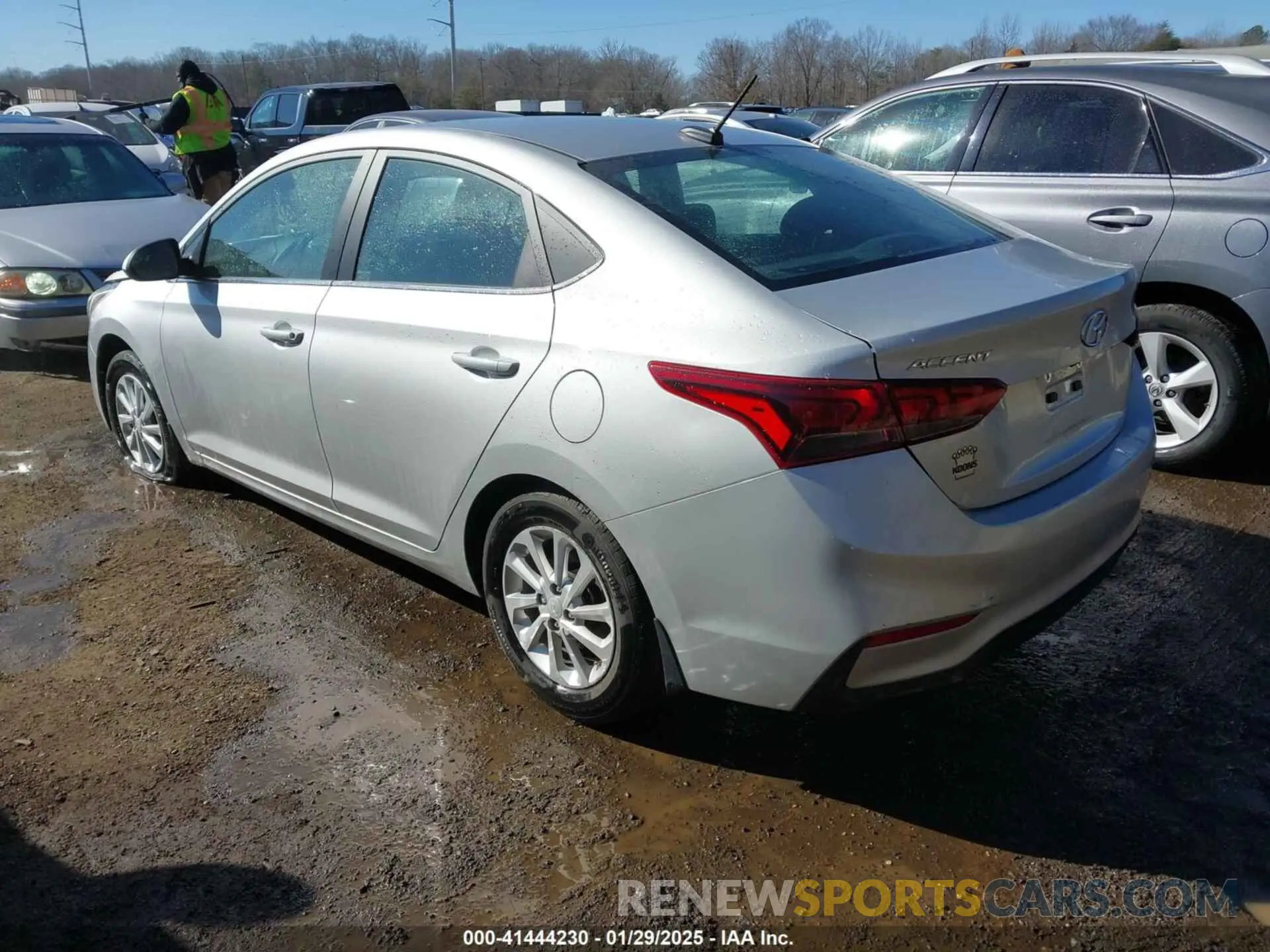 3 Photograph of a damaged car 3KPC24A64NE157918 HYUNDAI ACCENT 2022