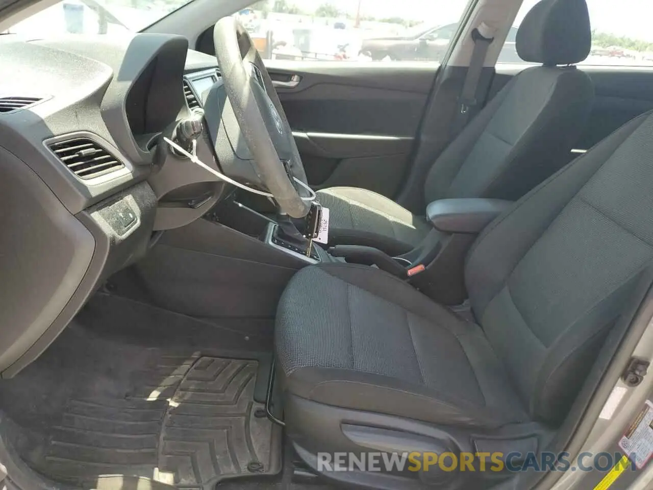 7 Photograph of a damaged car 3KPC24A64NE158826 HYUNDAI ACCENT 2022