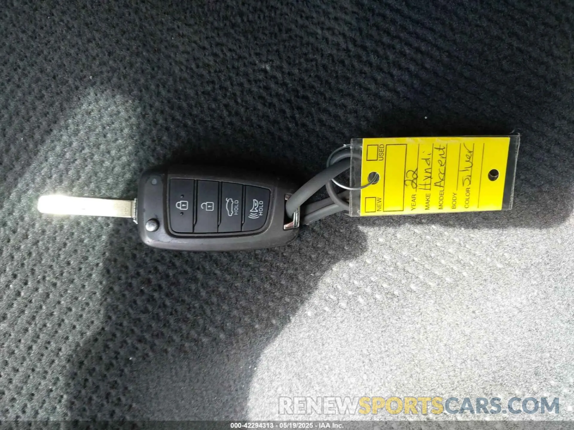 11 Photograph of a damaged car 3KPC24A64NE177618 HYUNDAI ACCENT 2022