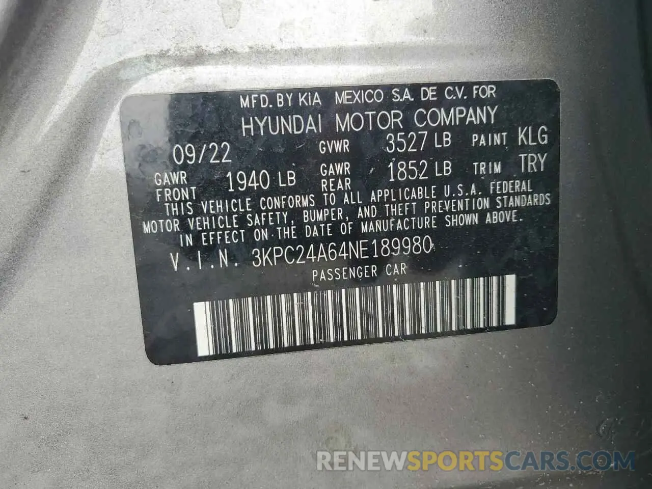 12 Photograph of a damaged car 3KPC24A64NE189980 HYUNDAI ACCENT 2022