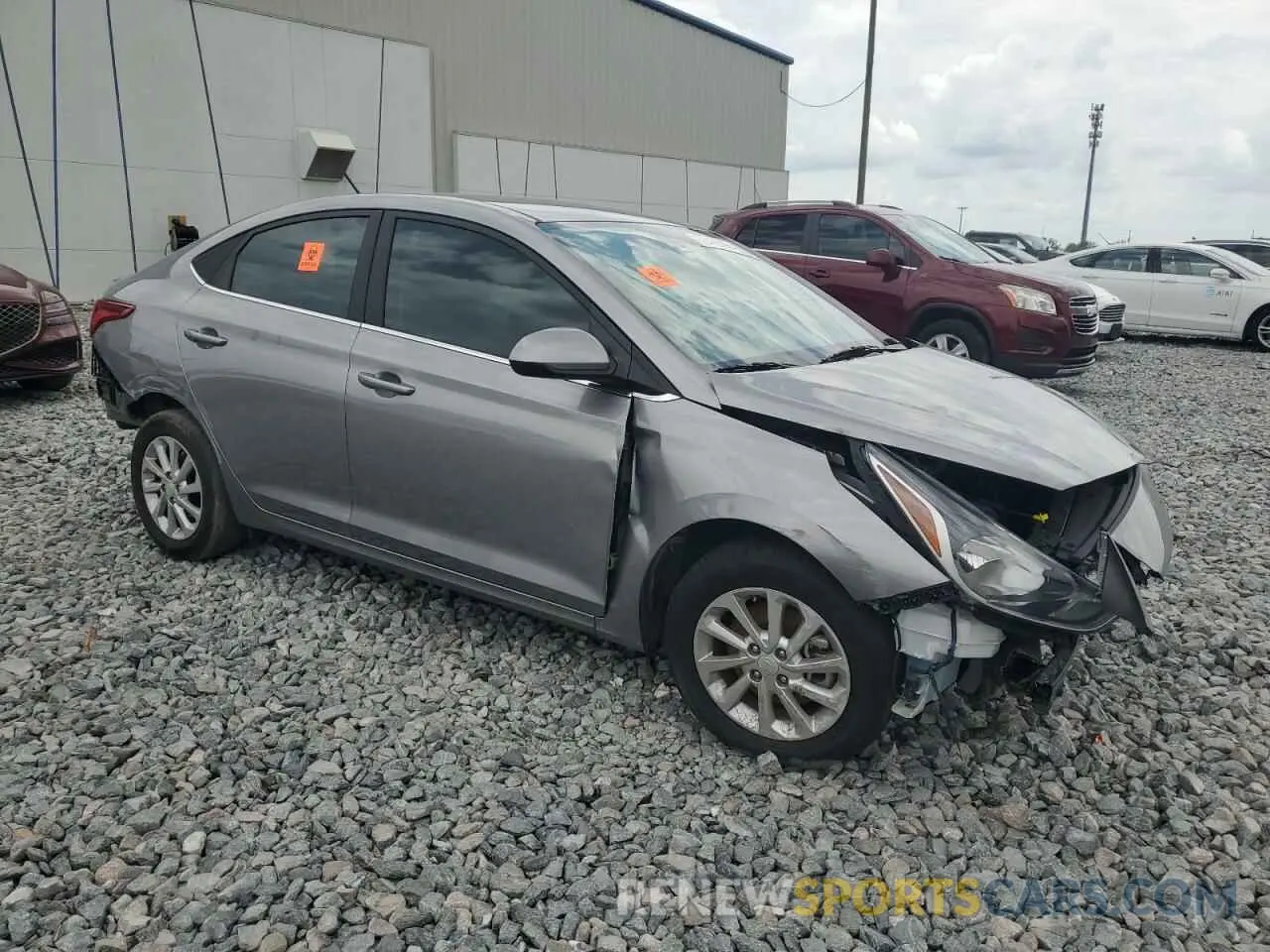 4 Photograph of a damaged car 3KPC24A64NE189980 HYUNDAI ACCENT 2022