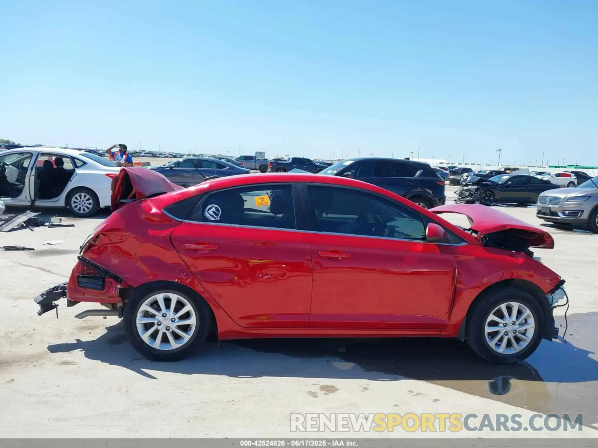 13 Photograph of a damaged car 3KPC24A65NE158043 HYUNDAI ACCENT 2022