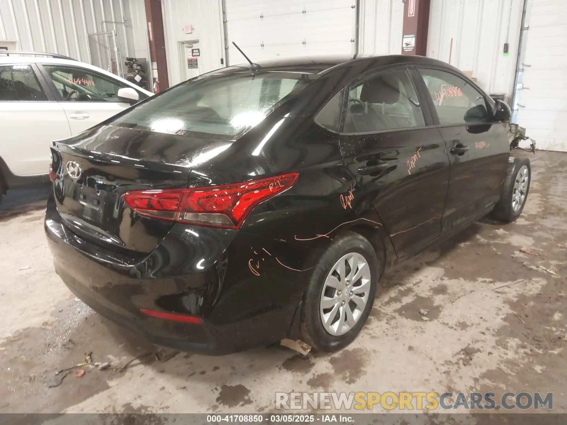 4 Photograph of a damaged car 3KPC24A65NE166577 HYUNDAI ACCENT 2022