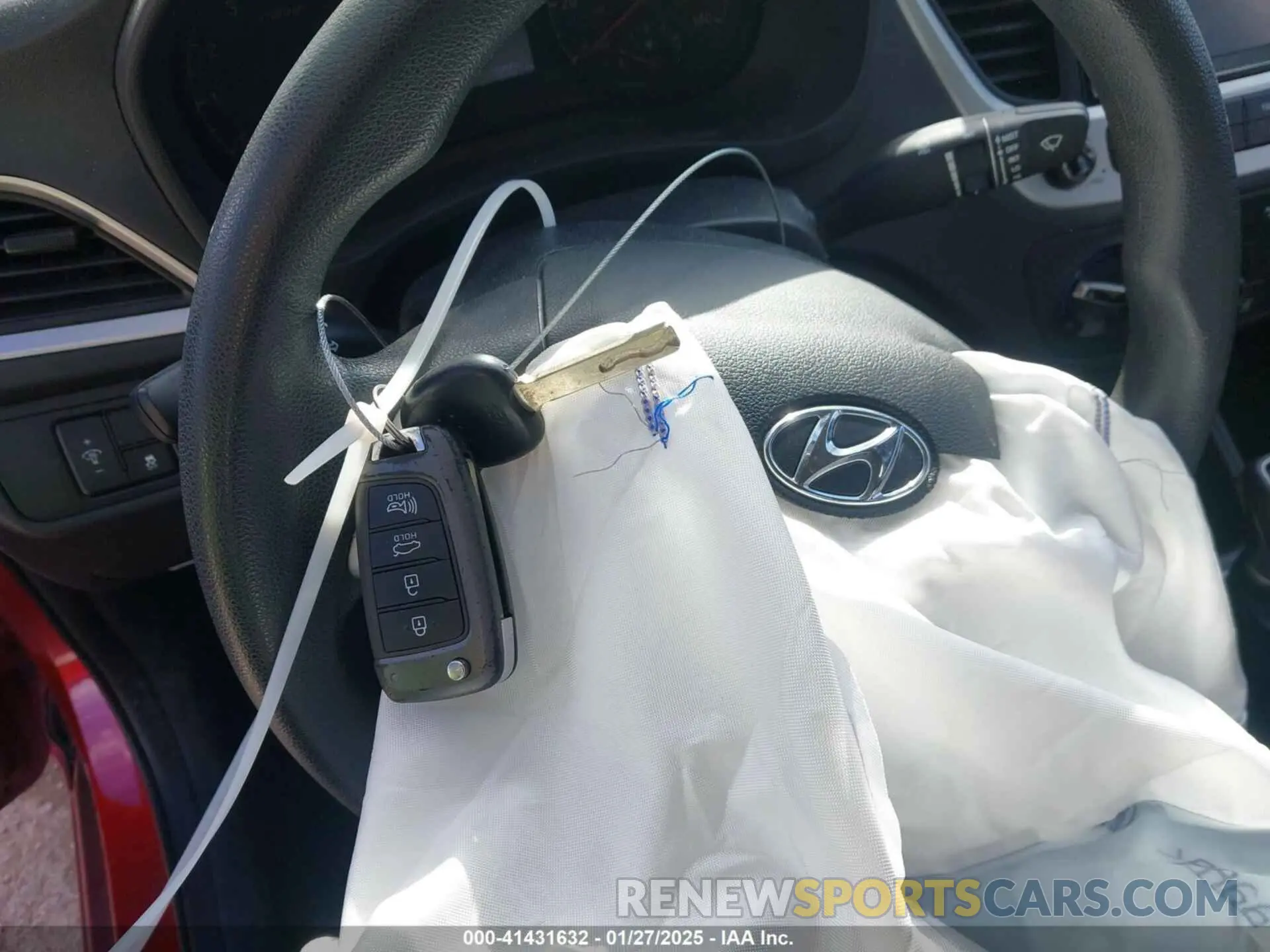 11 Photograph of a damaged car 3KPC24A66NE158066 HYUNDAI ACCENT 2022