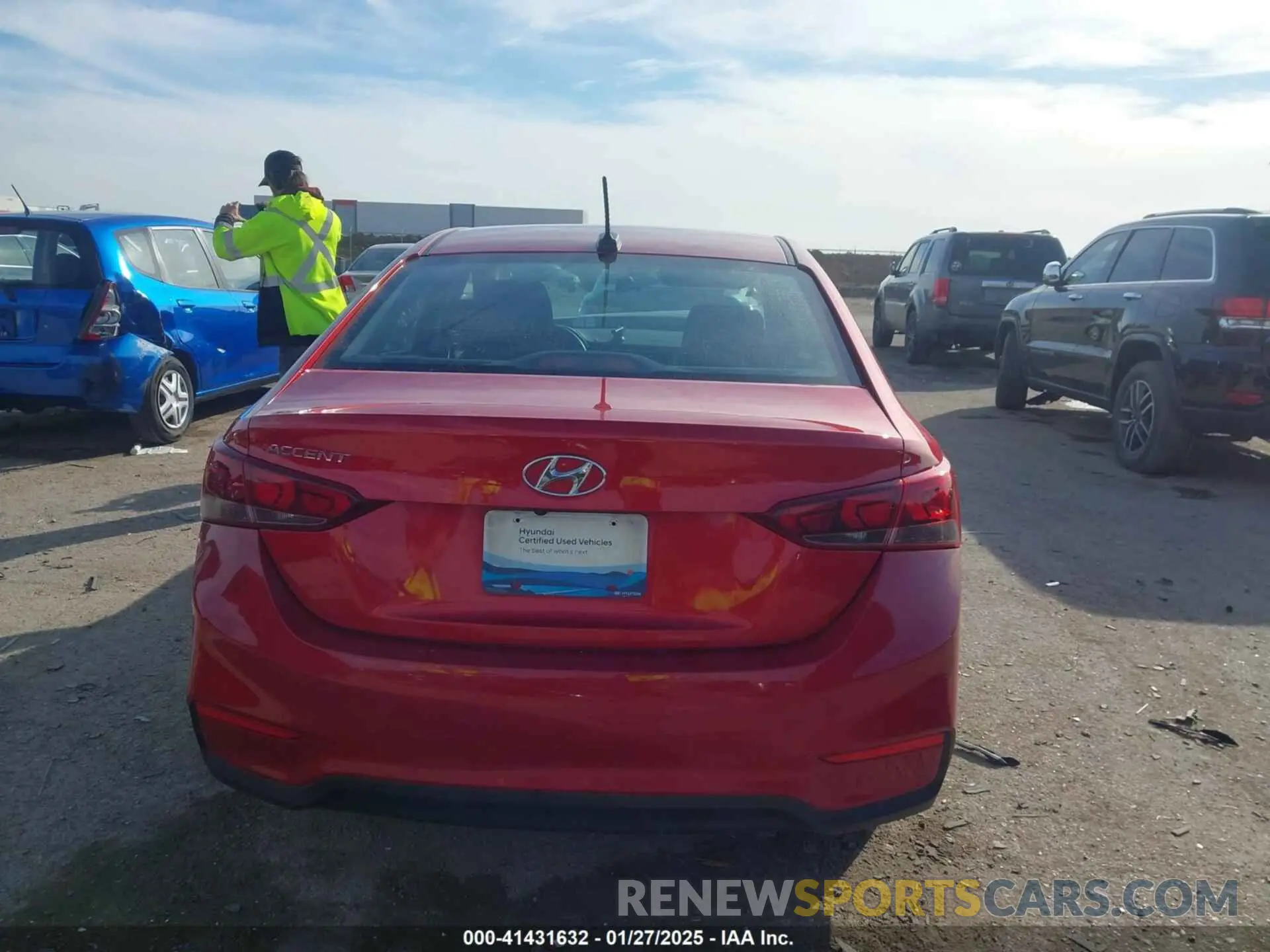 16 Photograph of a damaged car 3KPC24A66NE158066 HYUNDAI ACCENT 2022