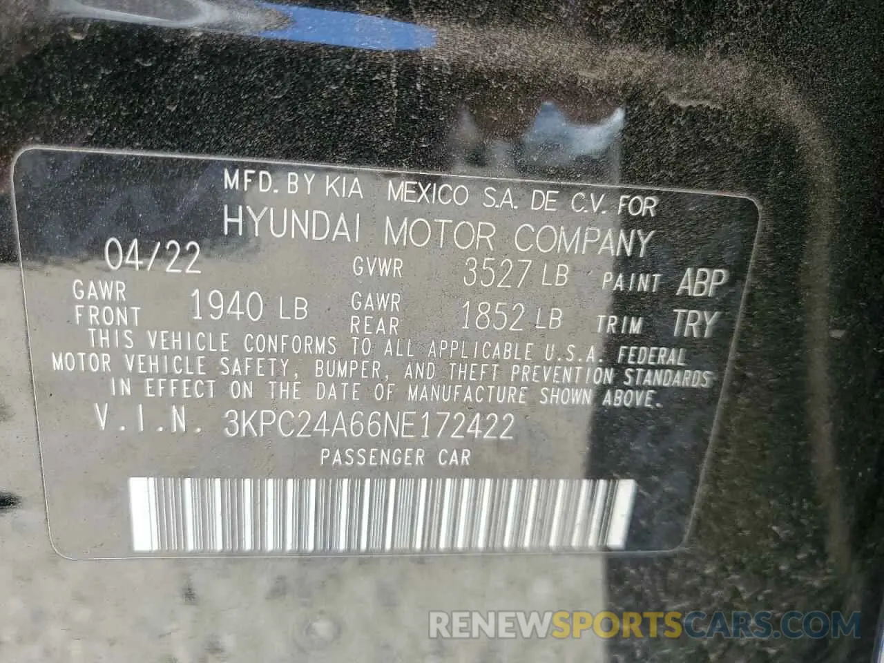 12 Photograph of a damaged car 3KPC24A66NE172422 HYUNDAI ACCENT 2022