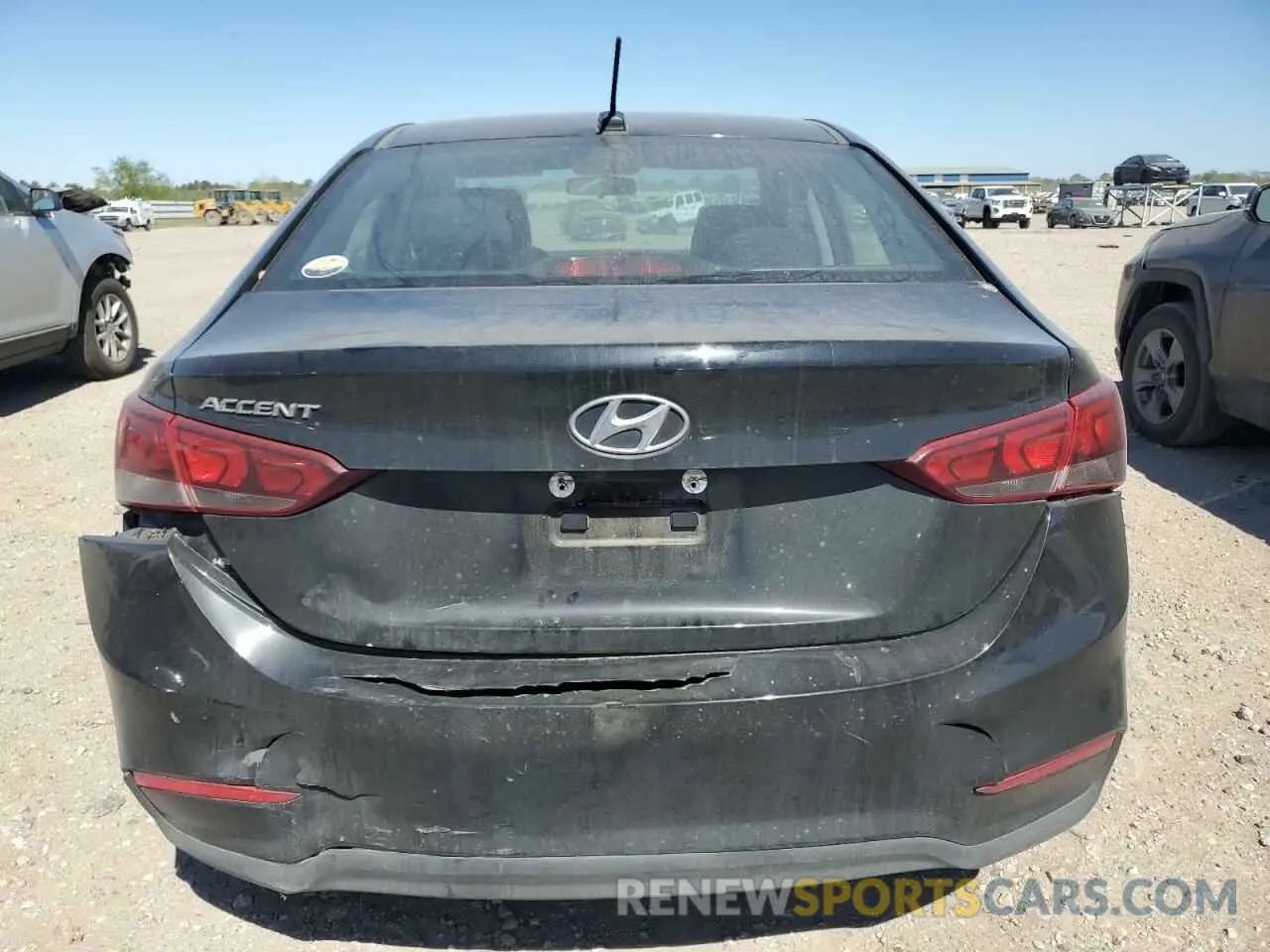 6 Photograph of a damaged car 3KPC24A66NE172422 HYUNDAI ACCENT 2022