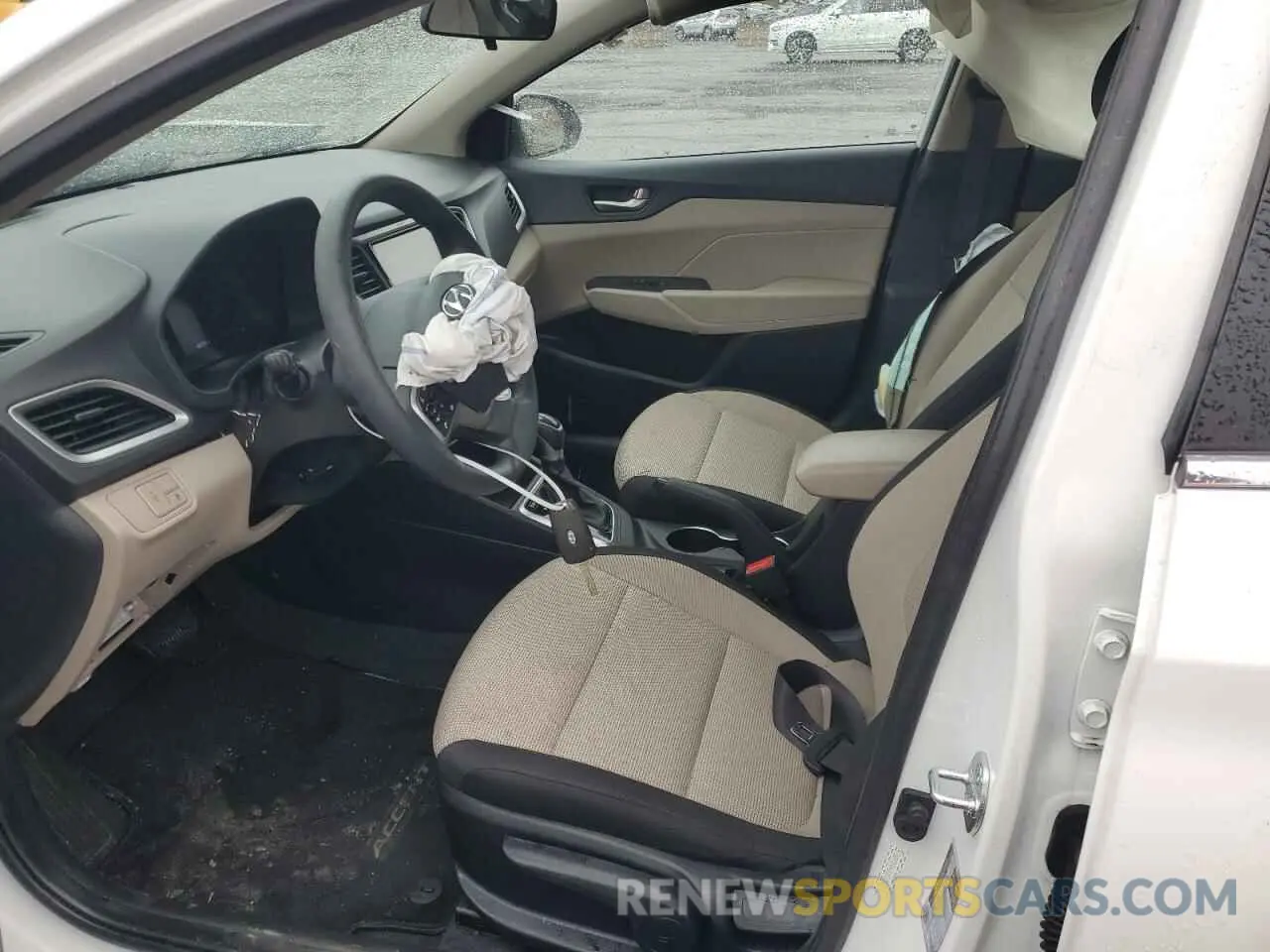 7 Photograph of a damaged car 3KPC24A66NE180553 HYUNDAI ACCENT 2022