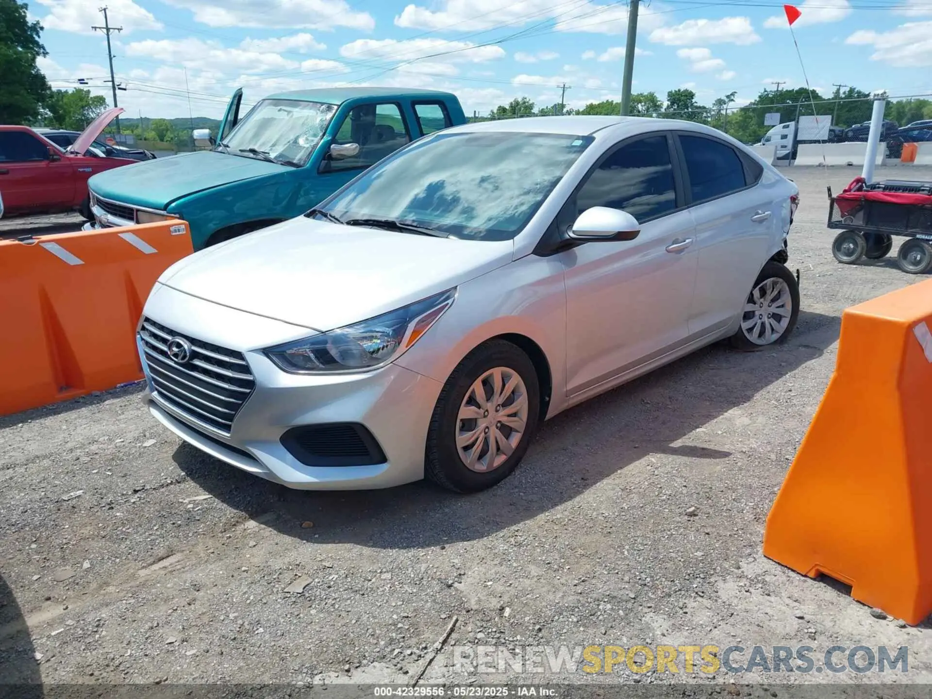 2 Photograph of a damaged car 3KPC24A66NE185218 HYUNDAI ACCENT 2022
