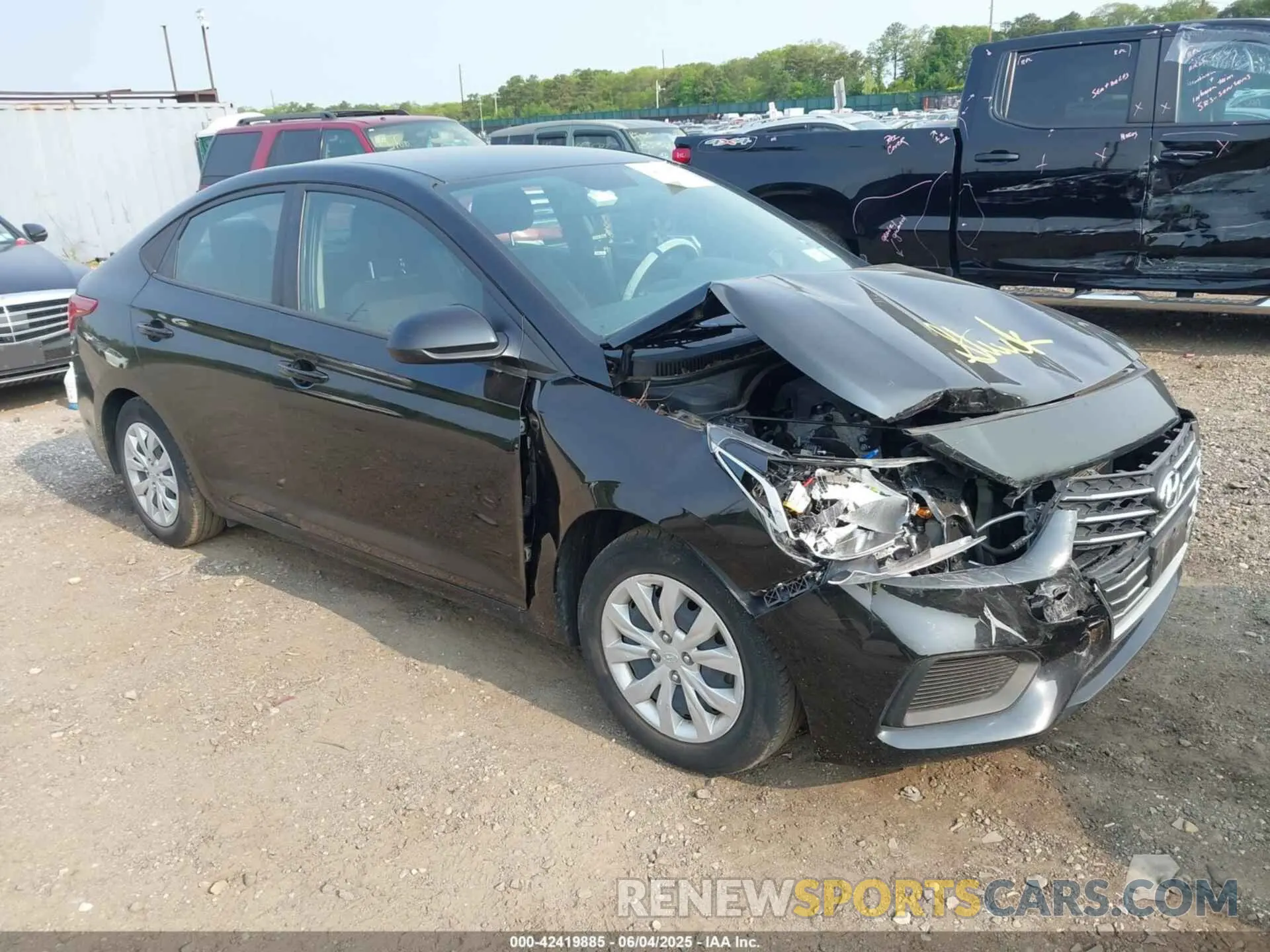 1 Photograph of a damaged car 3KPC24A67NE157914 HYUNDAI ACCENT 2022