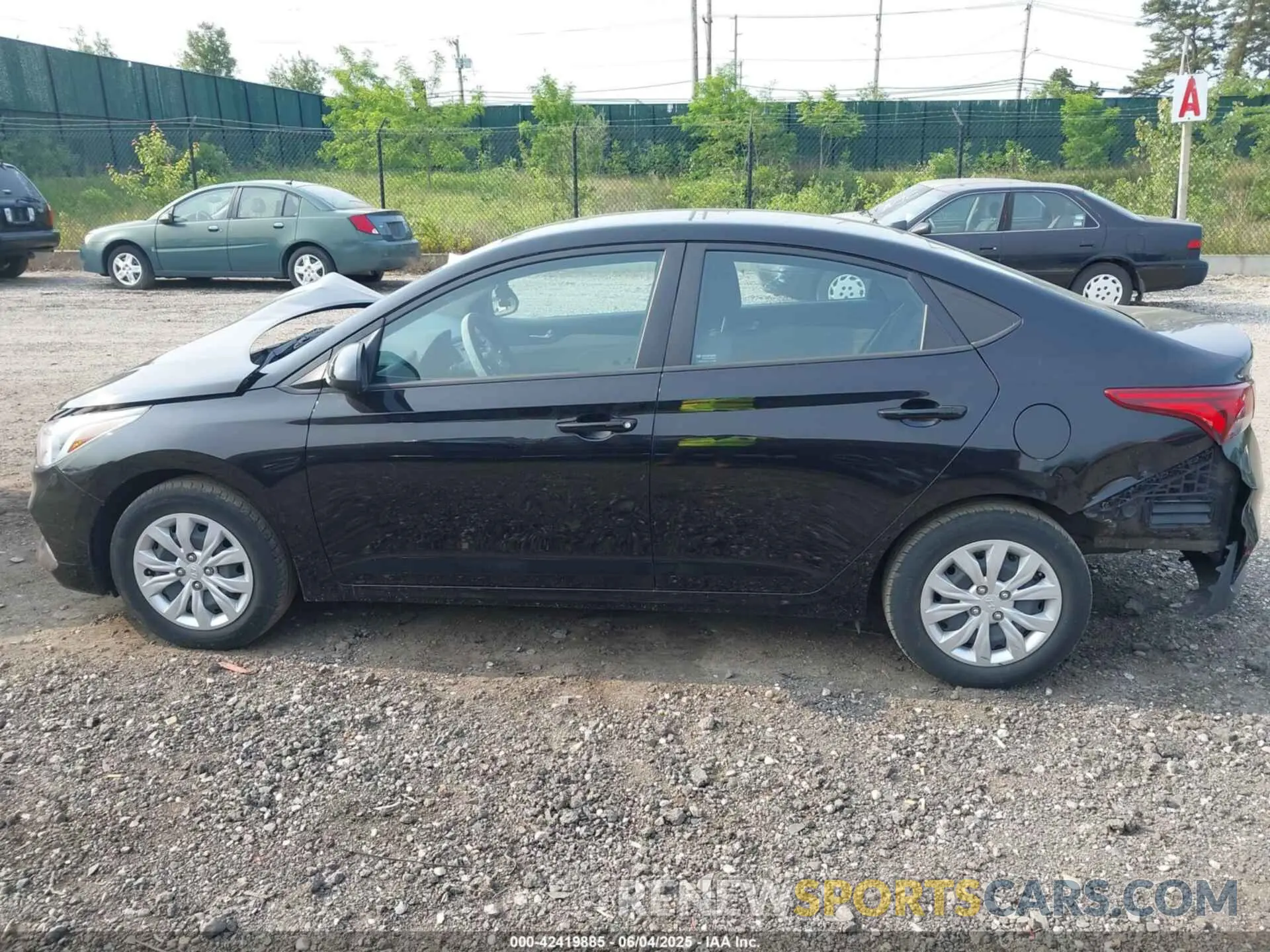 14 Photograph of a damaged car 3KPC24A67NE157914 HYUNDAI ACCENT 2022
