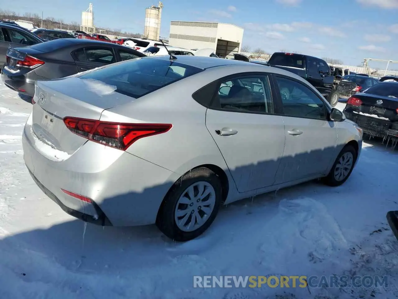3 Photograph of a damaged car 3KPC24A67NE164376 HYUNDAI ACCENT 2022
