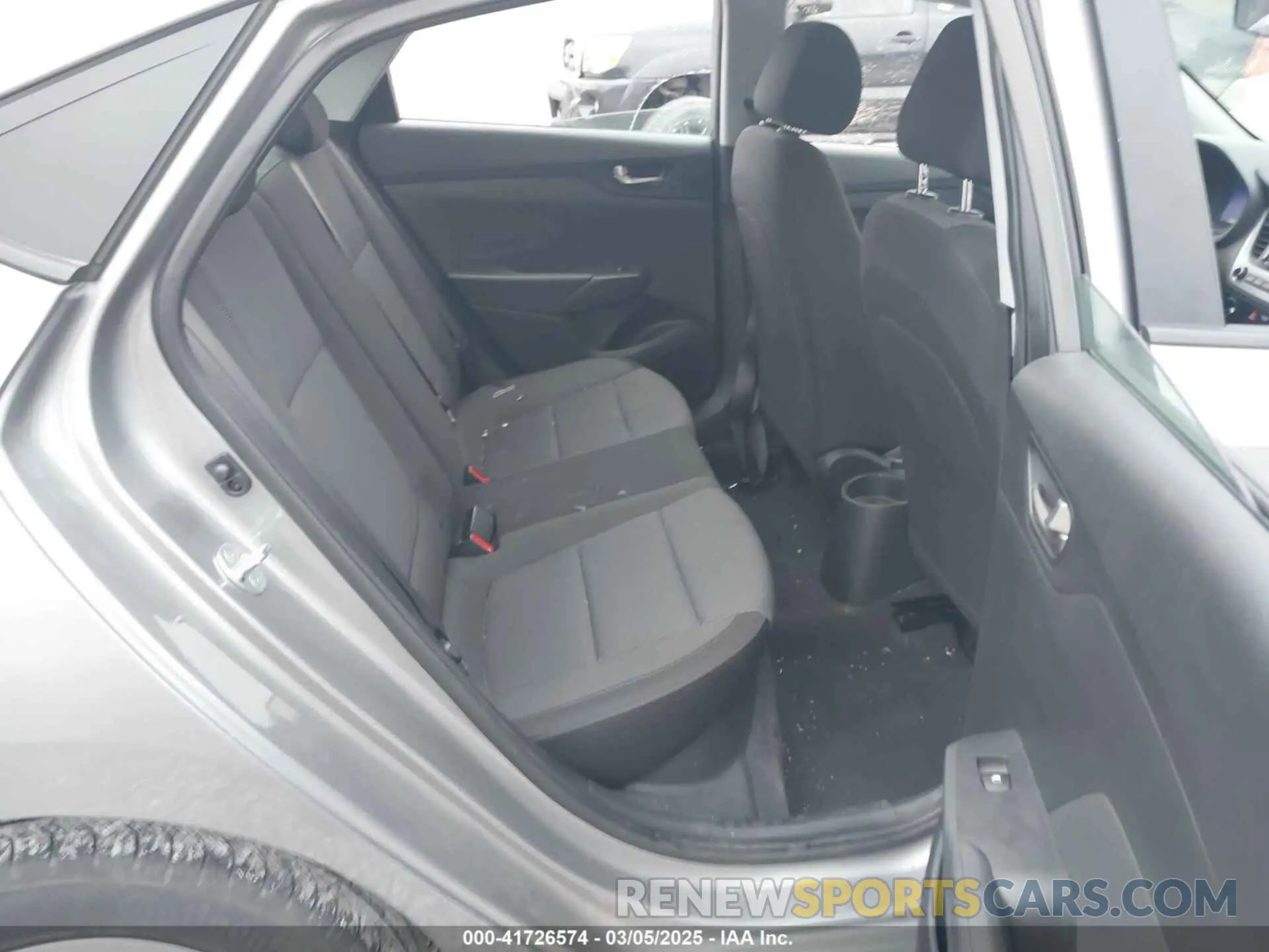 8 Photograph of a damaged car 3KPC24A67NE165964 HYUNDAI ACCENT 2022