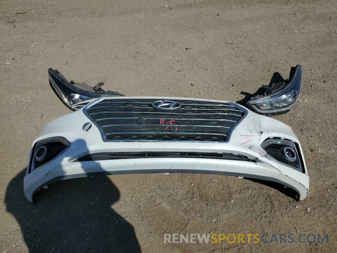 12 Photograph of a damaged car 3KPC24A67NE175149 HYUNDAI ACCENT 2022