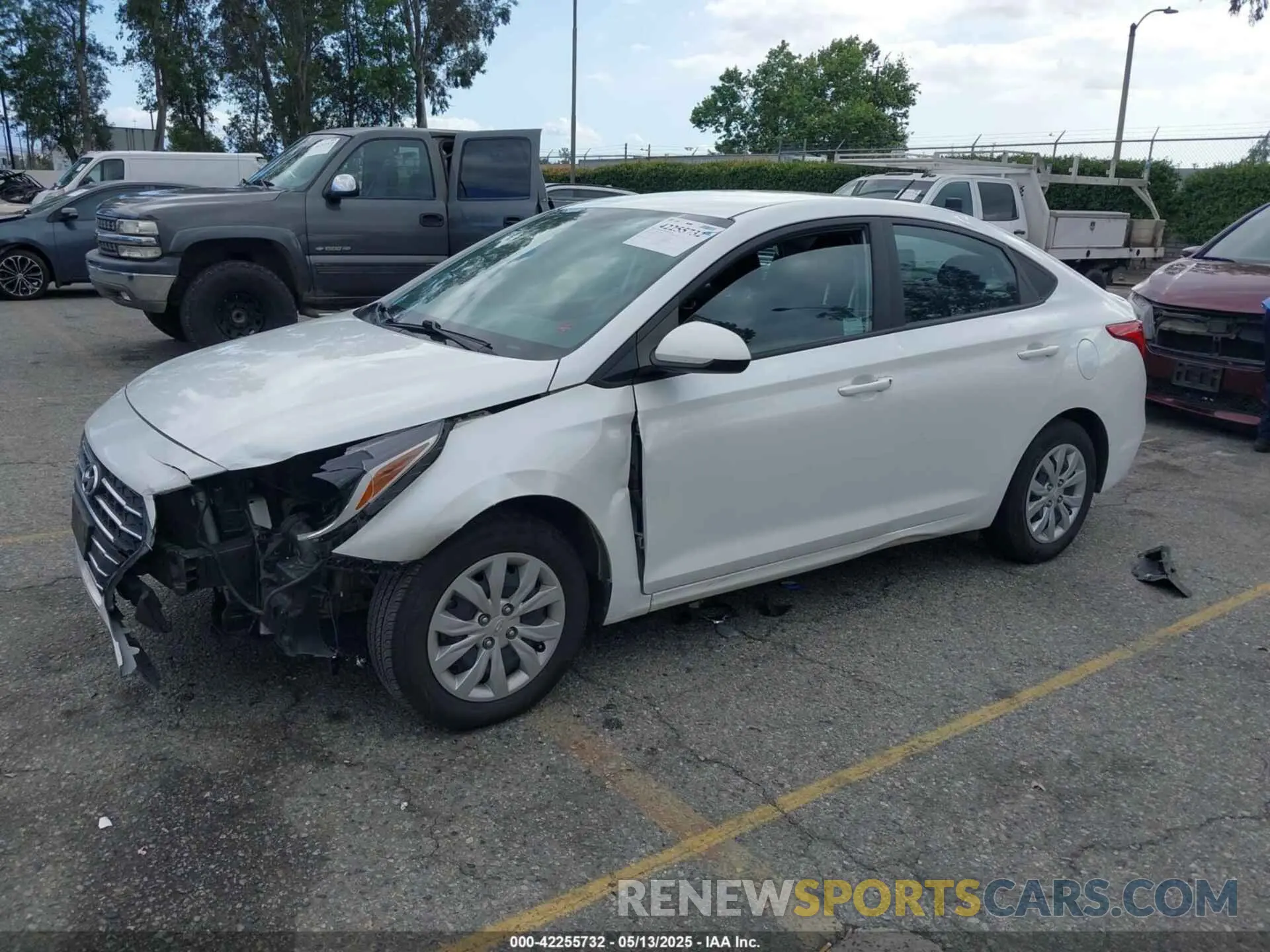 2 Photograph of a damaged car 3KPC24A67NE177354 HYUNDAI ACCENT 2022