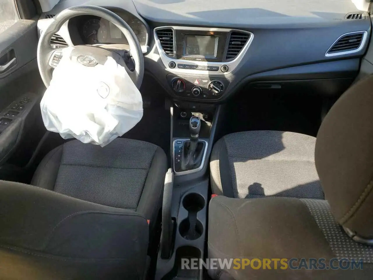 8 Photograph of a damaged car 3KPC24A67NE183669 HYUNDAI ACCENT 2022