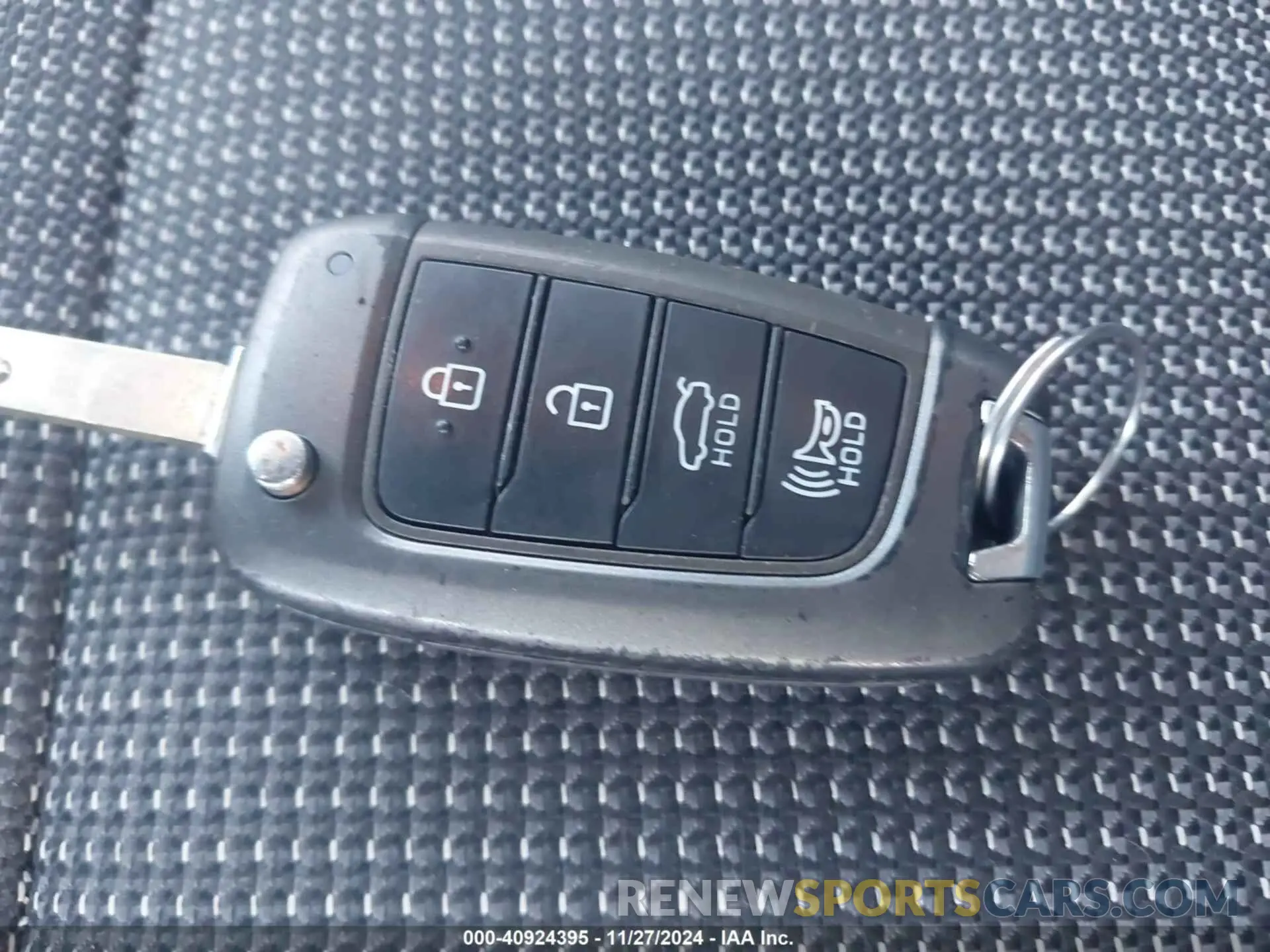 11 Photograph of a damaged car 3KPC24A69NE158806 HYUNDAI ACCENT 2022