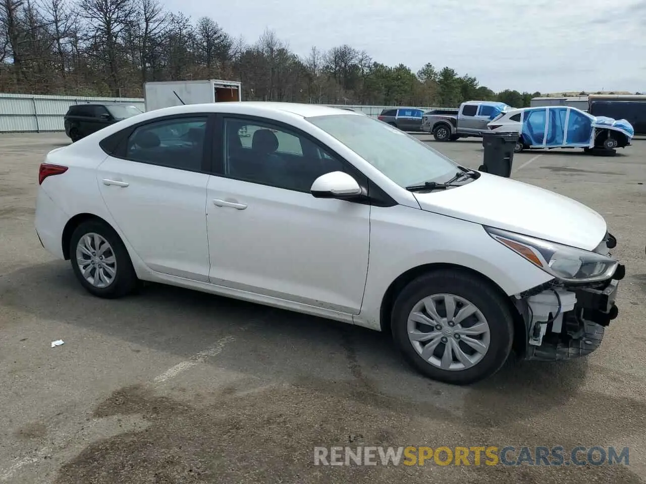 4 Photograph of a damaged car 3KPC24A69NE161012 HYUNDAI ACCENT 2022