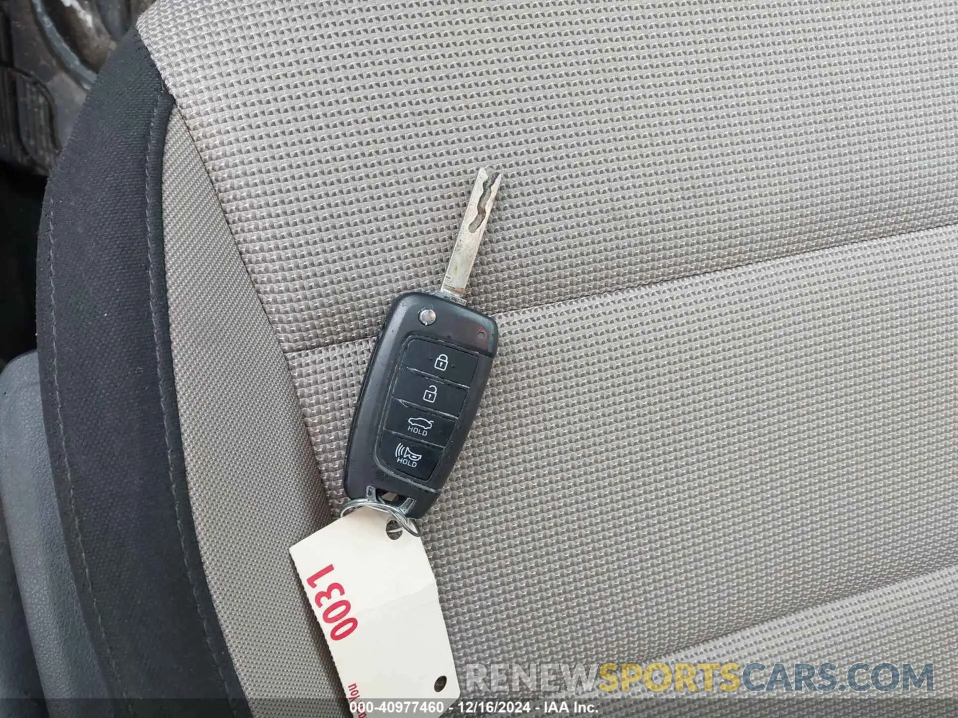 11 Photograph of a damaged car 3KPC24A69NE180546 HYUNDAI ACCENT 2022