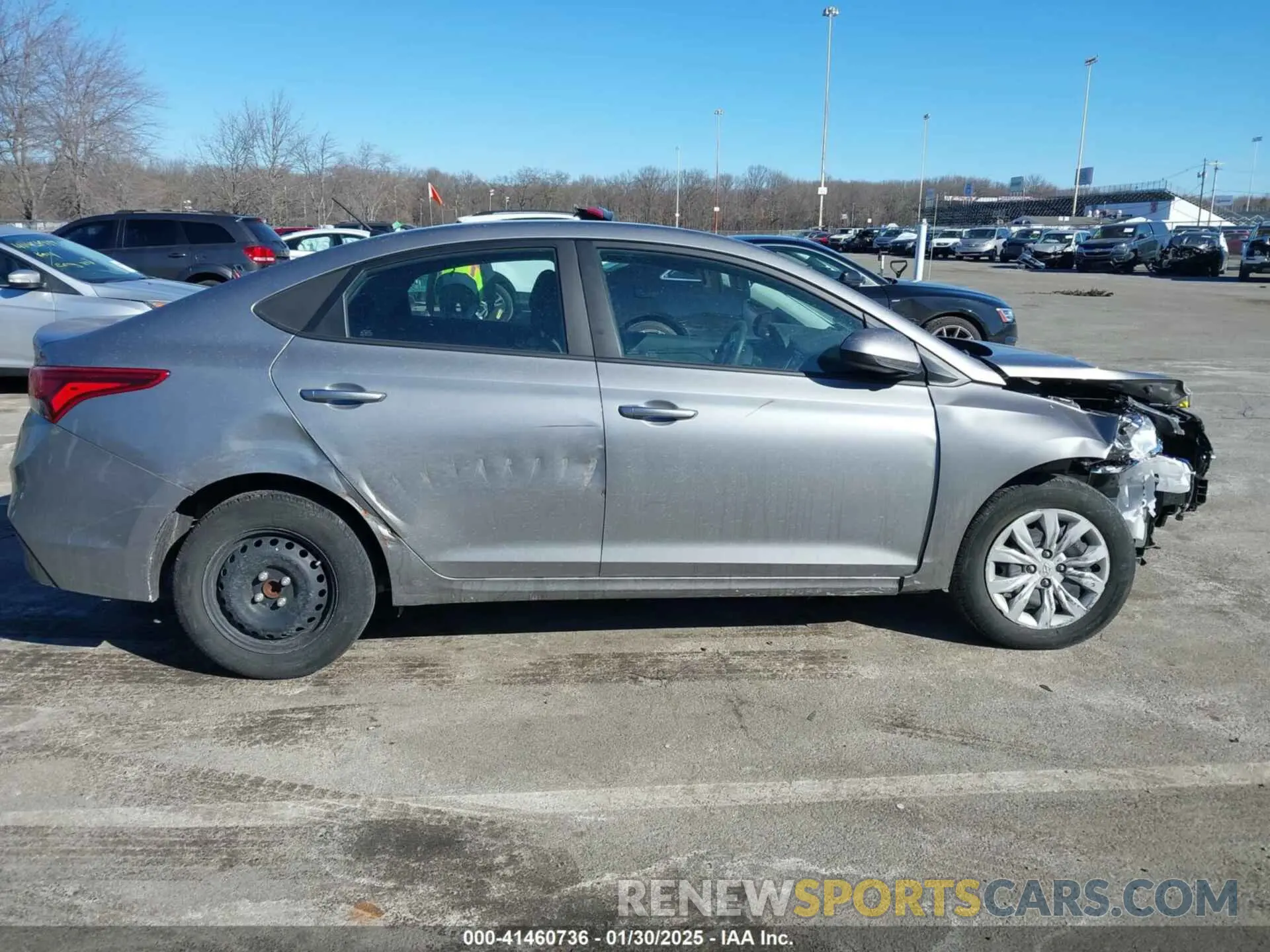 14 Photograph of a damaged car 3KPC24A69NE183673 HYUNDAI ACCENT 2022