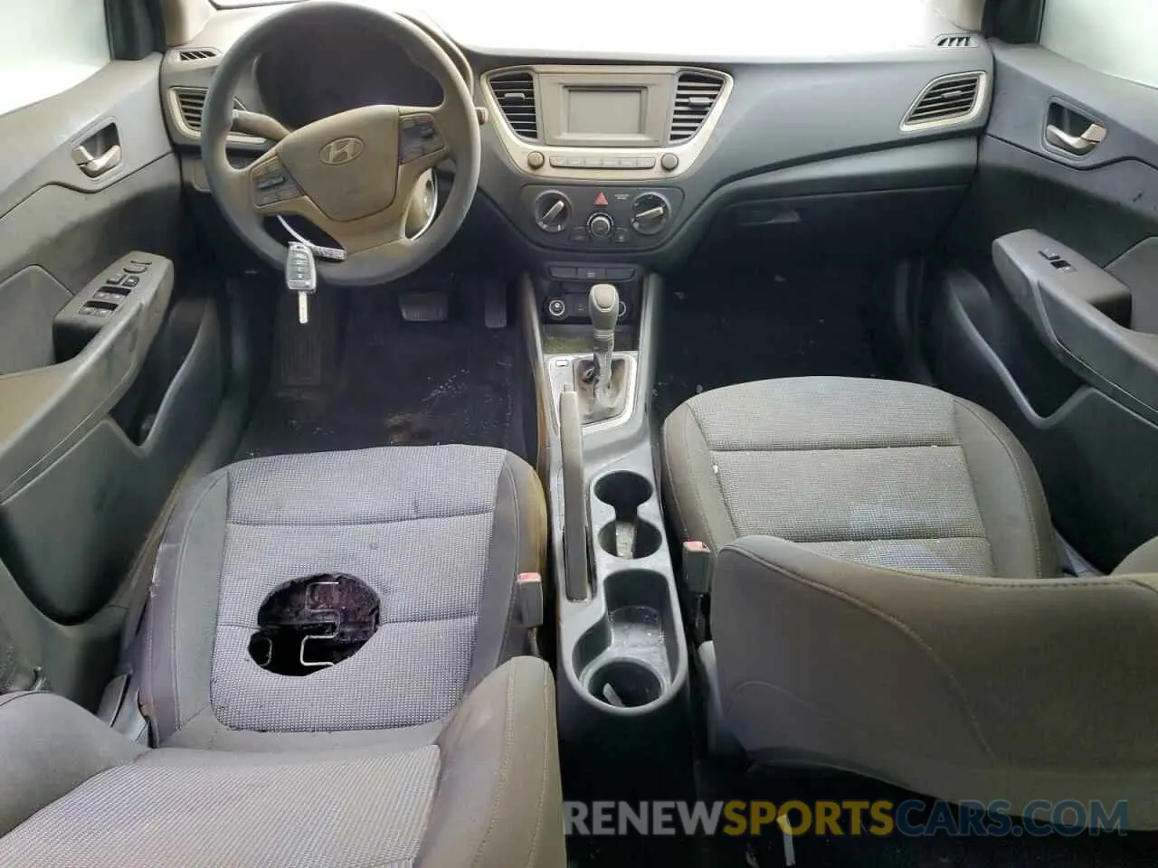 8 Photograph of a damaged car 3KPC24A6XNE155218 HYUNDAI ACCENT 2022