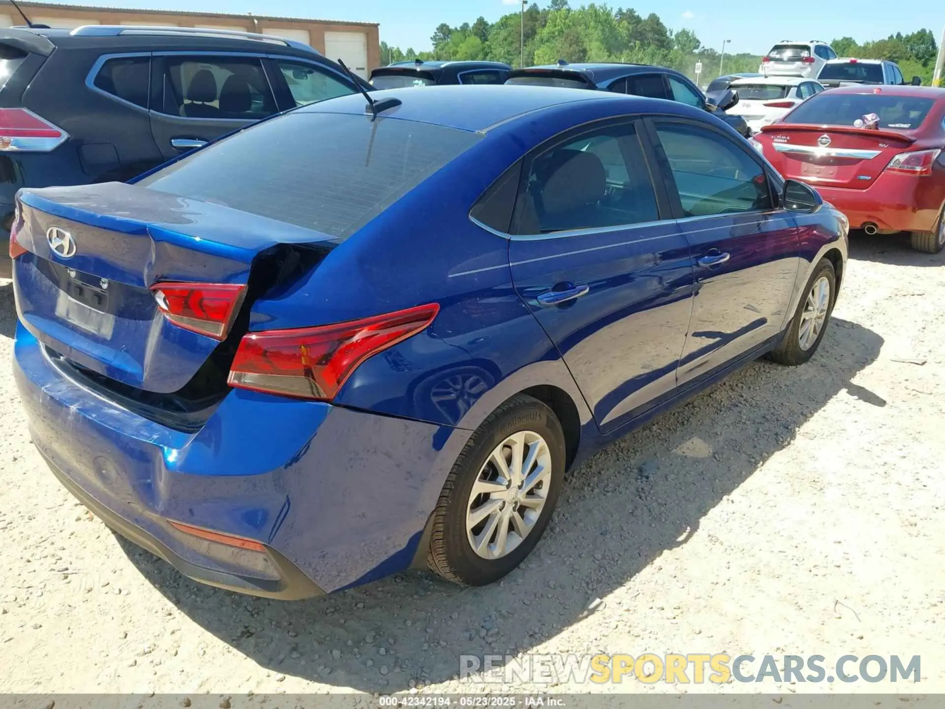 4 Photograph of a damaged car 3KPC24A6XNE156370 HYUNDAI ACCENT 2022