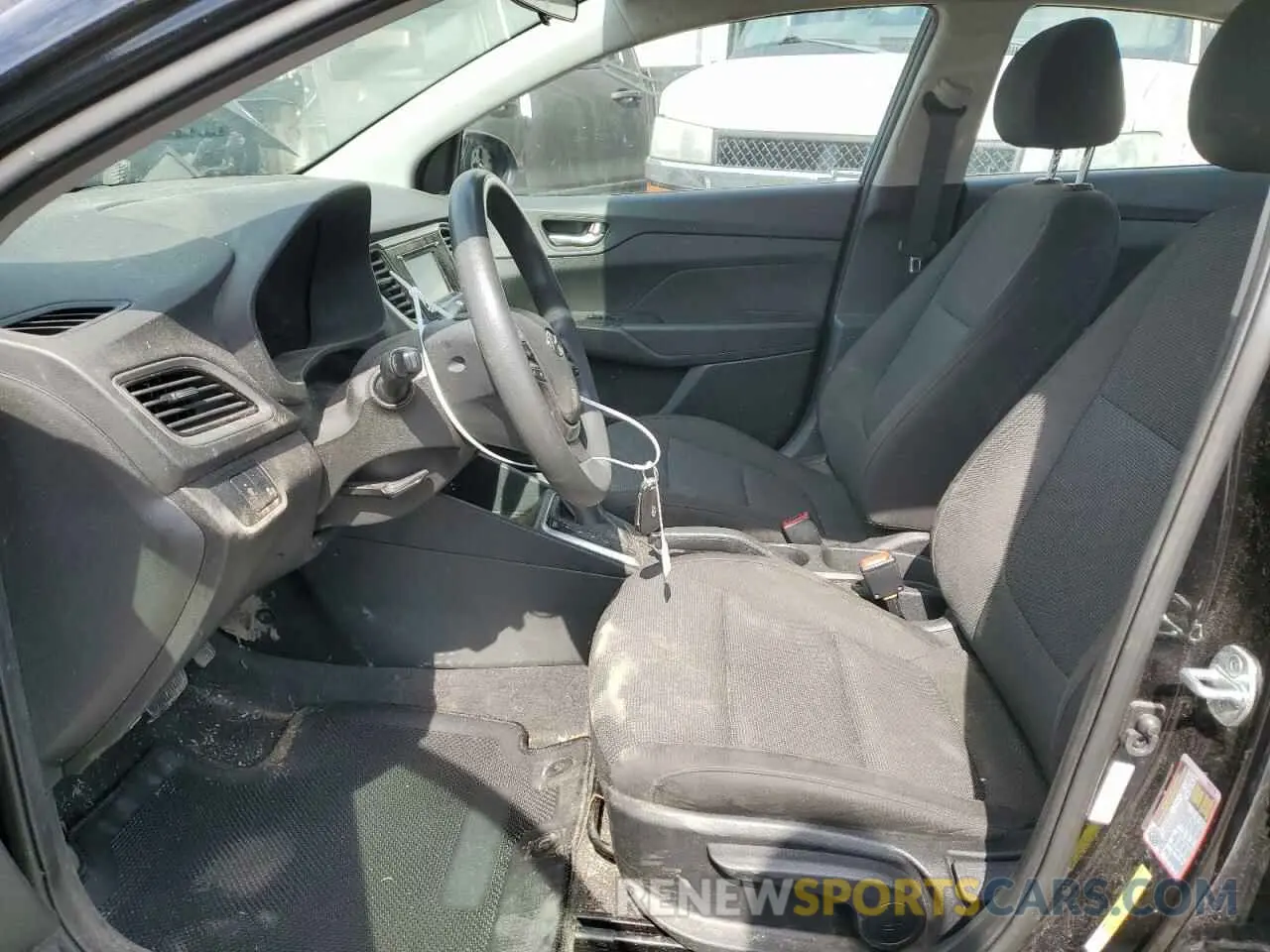 7 Photograph of a damaged car 3KPC24A6XNE172116 HYUNDAI ACCENT 2022