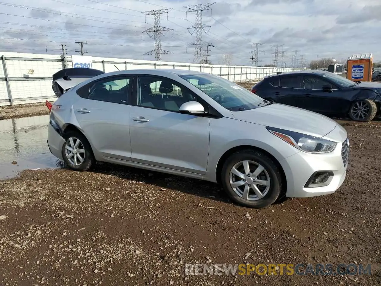 4 Photograph of a damaged car 3KPC24A6XNE186985 HYUNDAI ACCENT 2022
