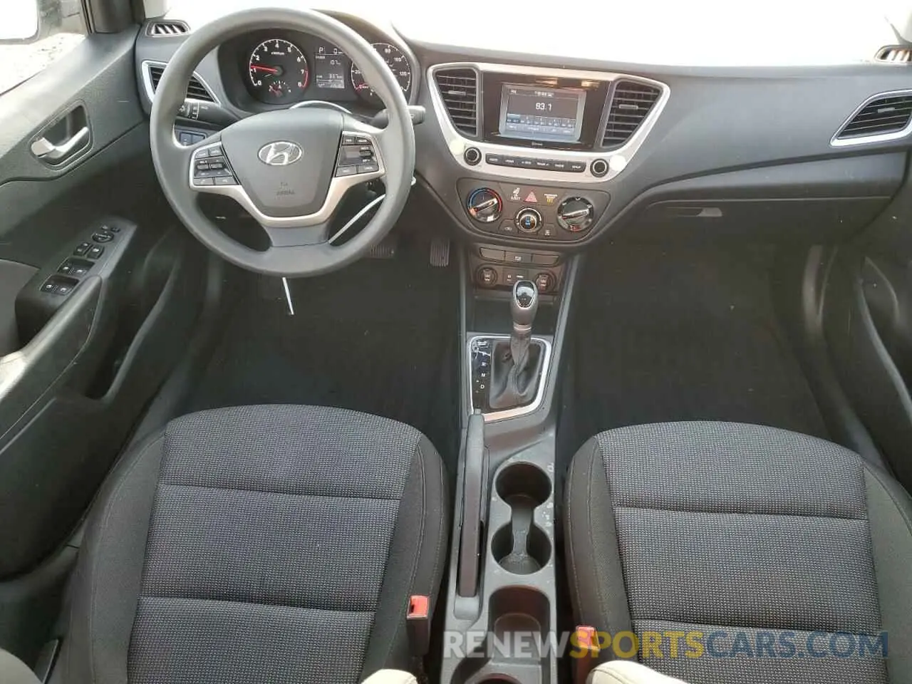 8 Photograph of a damaged car 3KPC24A6XNE186985 HYUNDAI ACCENT 2022