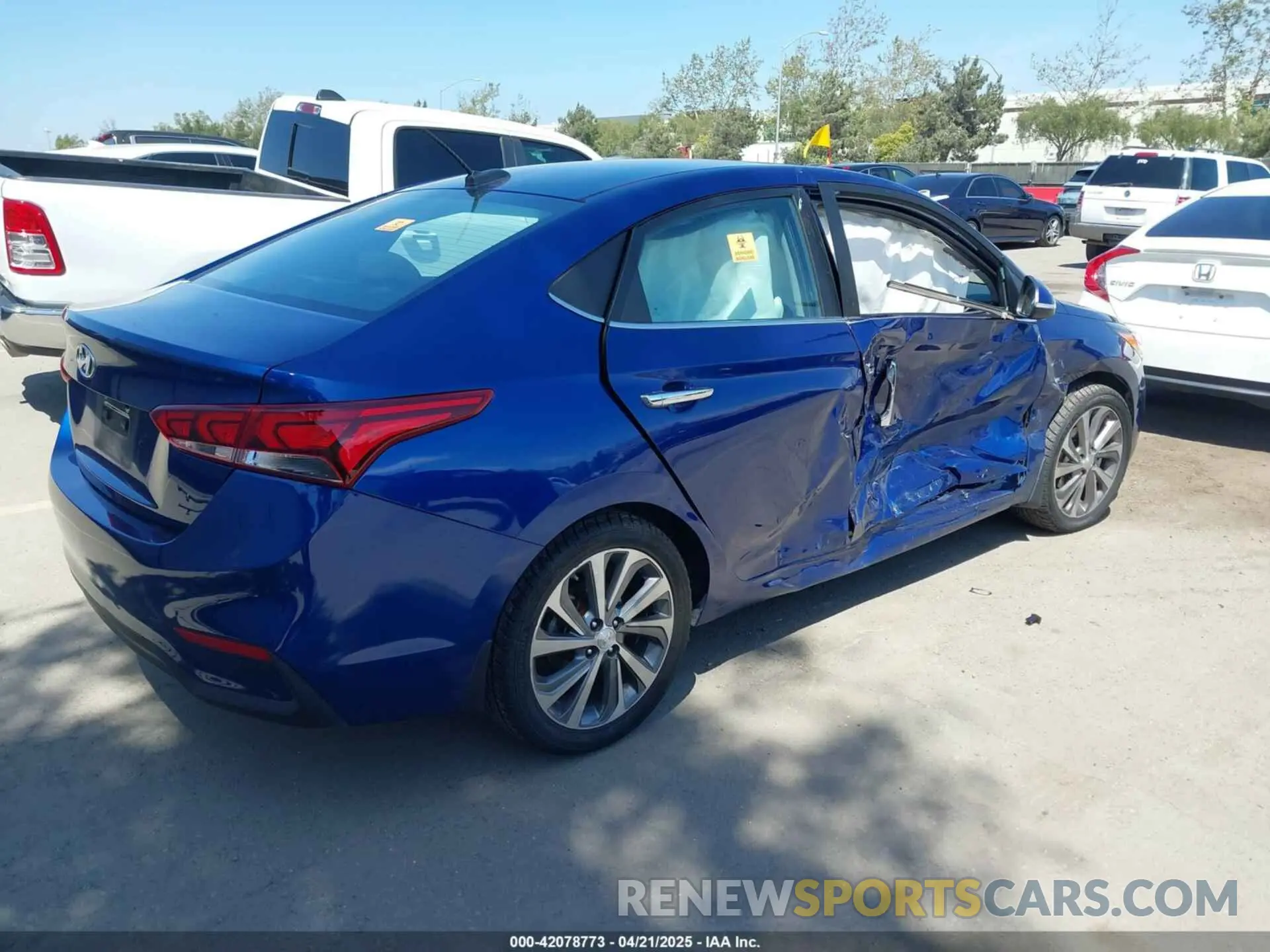 4 Photograph of a damaged car 3KPC34A68NE174699 HYUNDAI ACCENT 2022