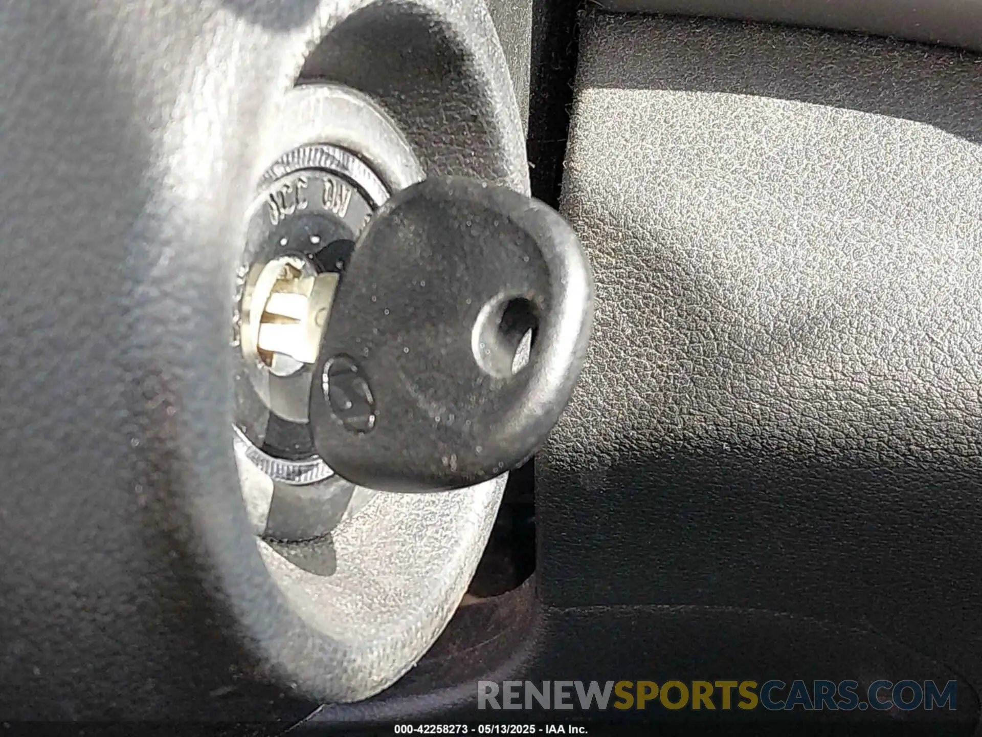 11 Photograph of a damaged car 5NPD74LF0KH411781 HYUNDAI ELANTRA 2019