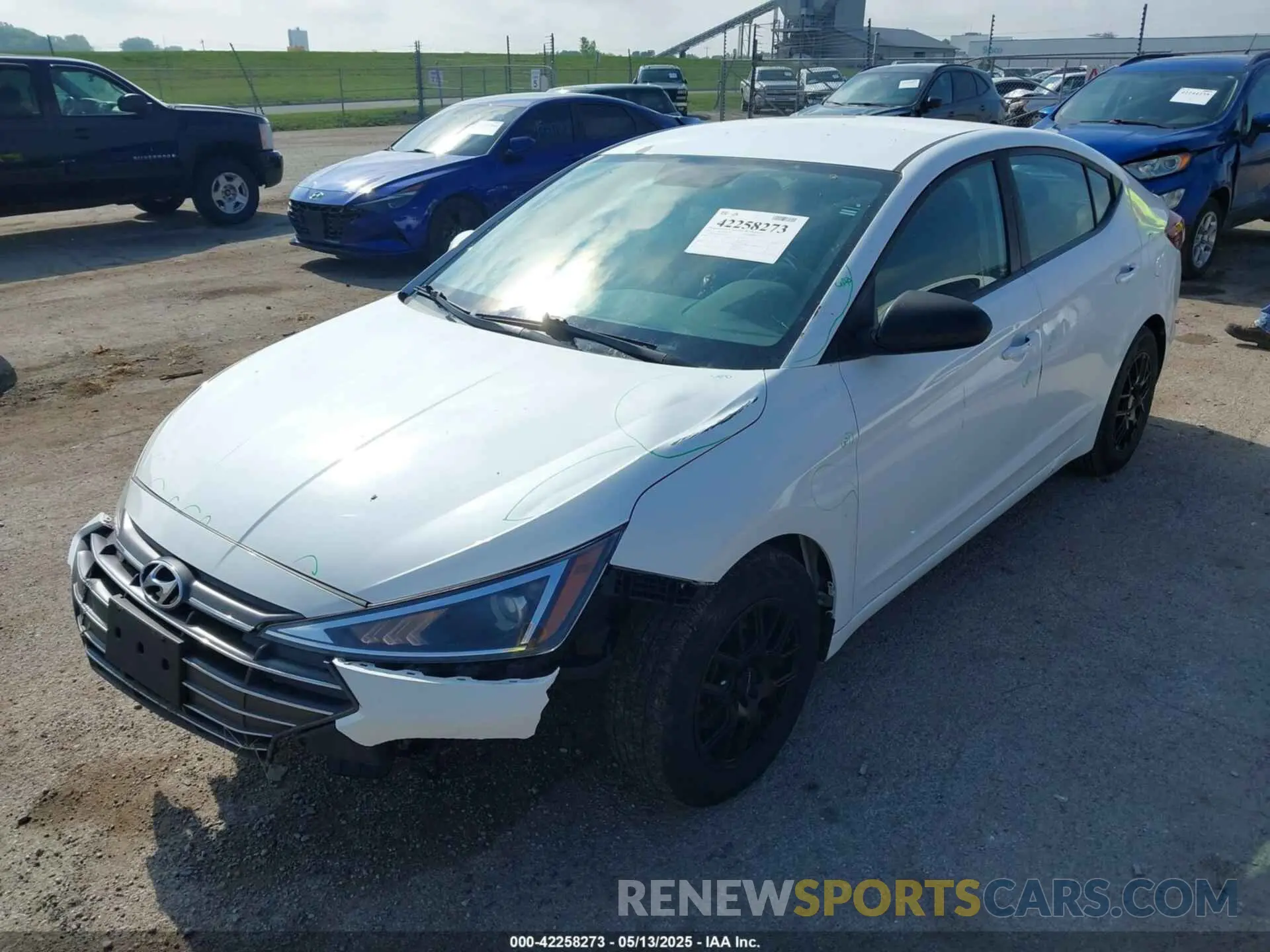 2 Photograph of a damaged car 5NPD74LF0KH411781 HYUNDAI ELANTRA 2019