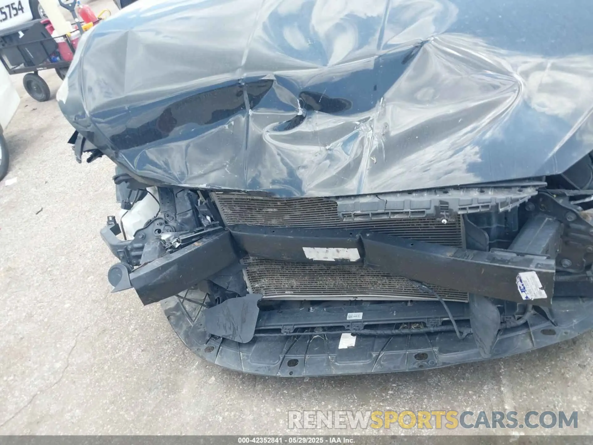 12 Photograph of a damaged car 5NPD74LF0KH426667 HYUNDAI ELANTRA 2019