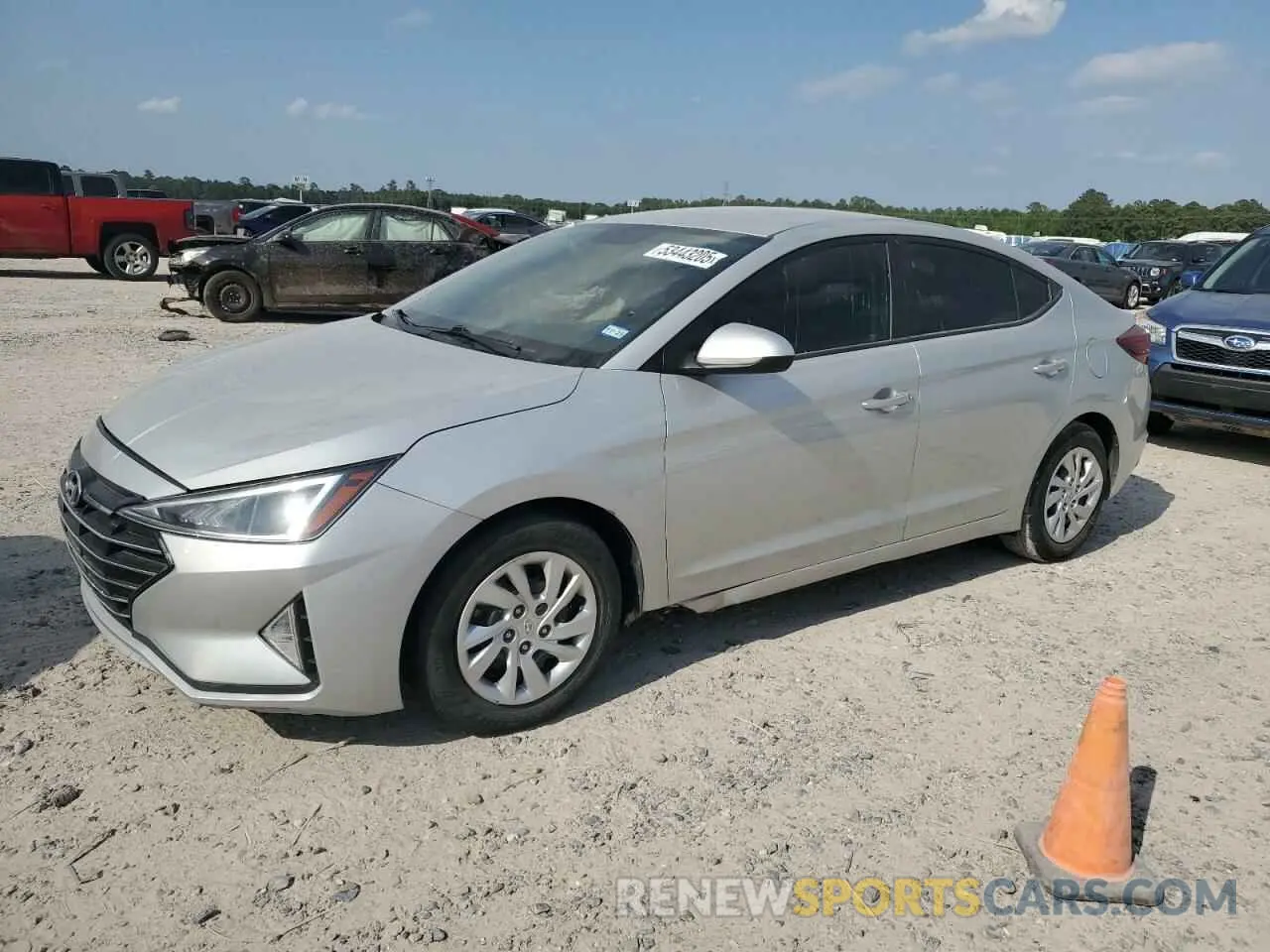 1 Photograph of a damaged car 5NPD74LF0KH450144 HYUNDAI ELANTRA 2019