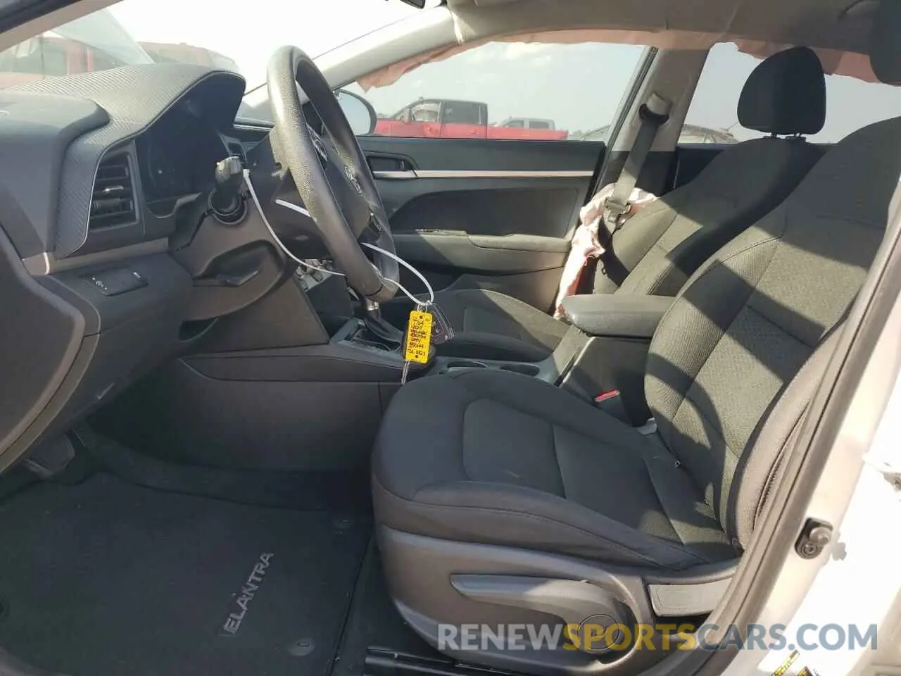 7 Photograph of a damaged car 5NPD74LF0KH450144 HYUNDAI ELANTRA 2019