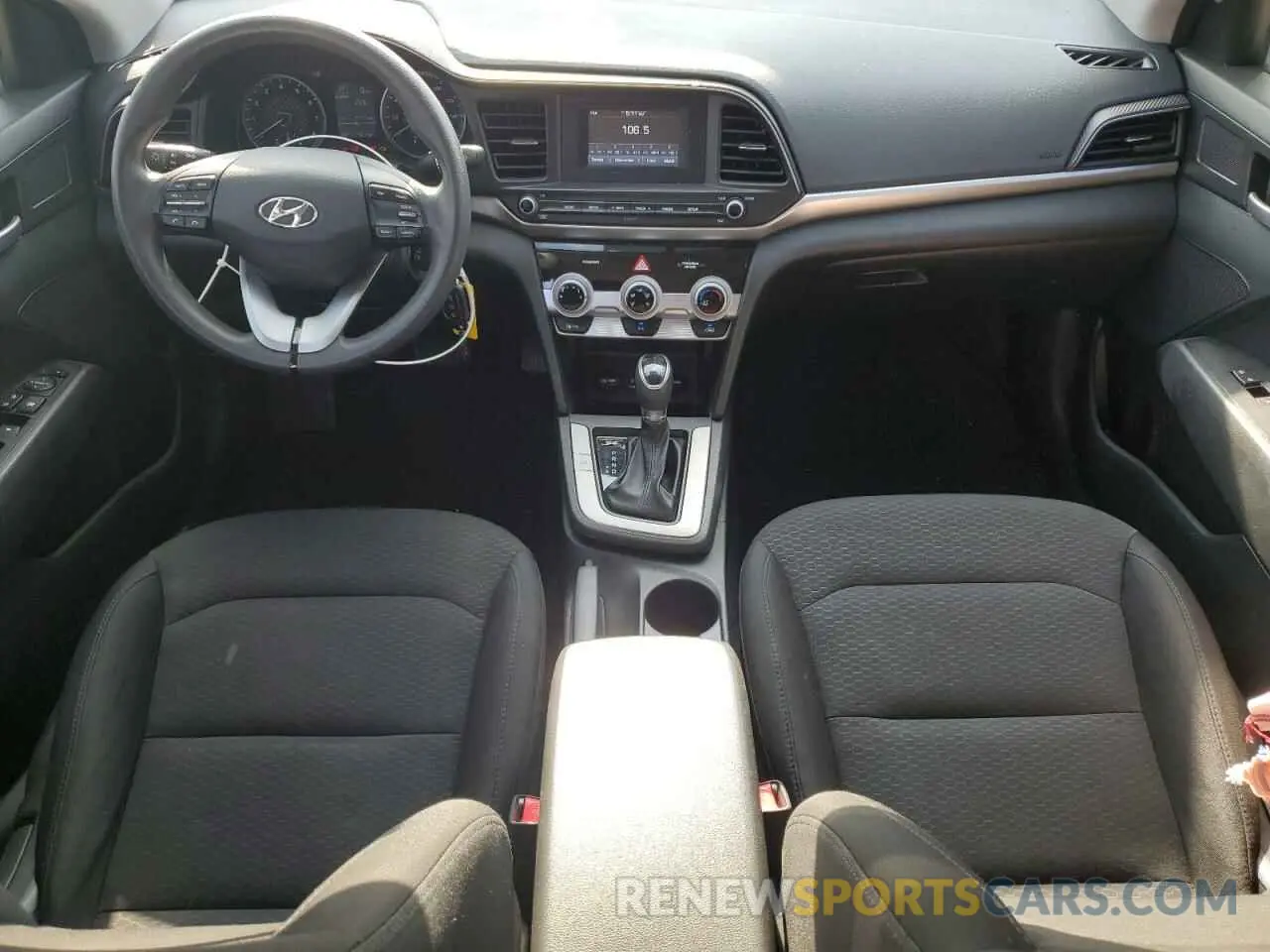 8 Photograph of a damaged car 5NPD74LF0KH450144 HYUNDAI ELANTRA 2019