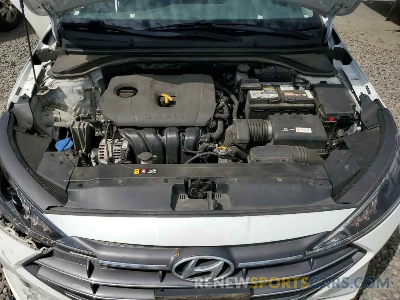 11 Photograph of a damaged car 5NPD74LF0KH451102 HYUNDAI ELANTRA 2019