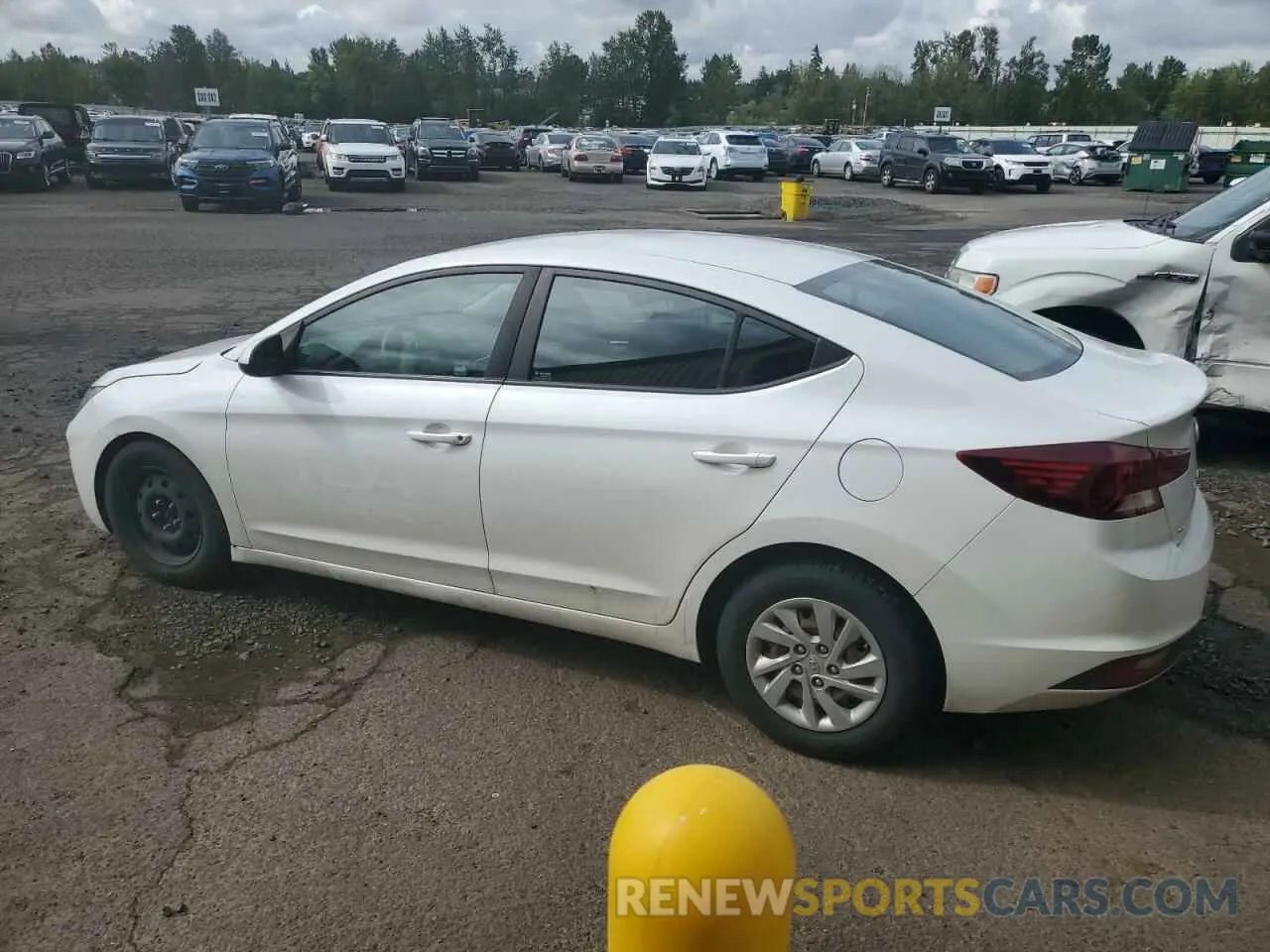 2 Photograph of a damaged car 5NPD74LF0KH451102 HYUNDAI ELANTRA 2019