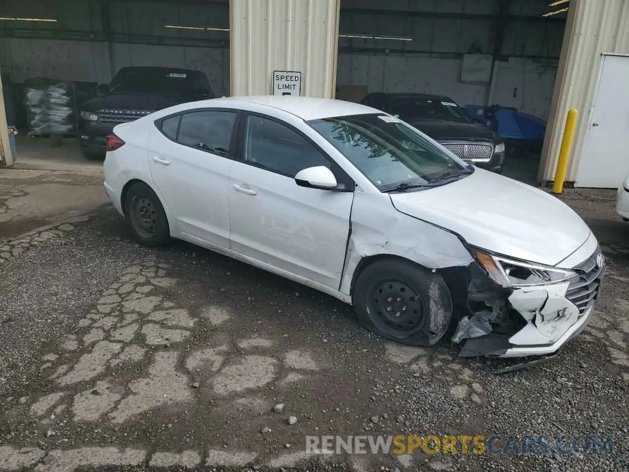 4 Photograph of a damaged car 5NPD74LF0KH451102 HYUNDAI ELANTRA 2019
